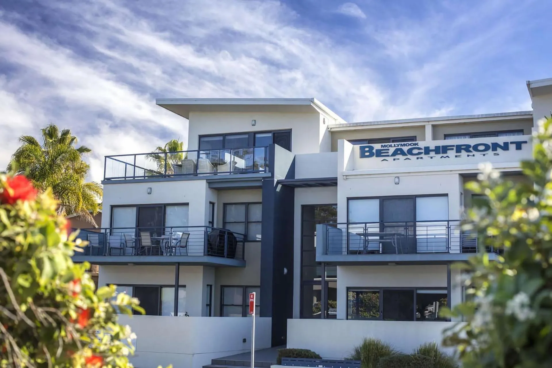 Property building in Mollymook Luxury Beachfront Apartment 10
