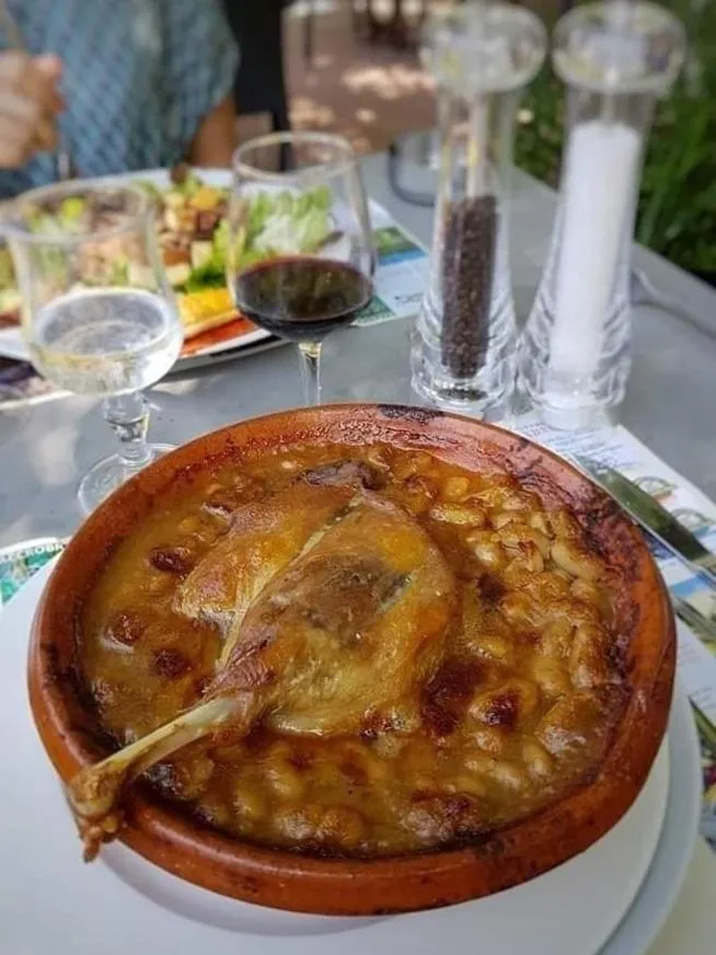 Food and drinks in Hôtel La Renaissance