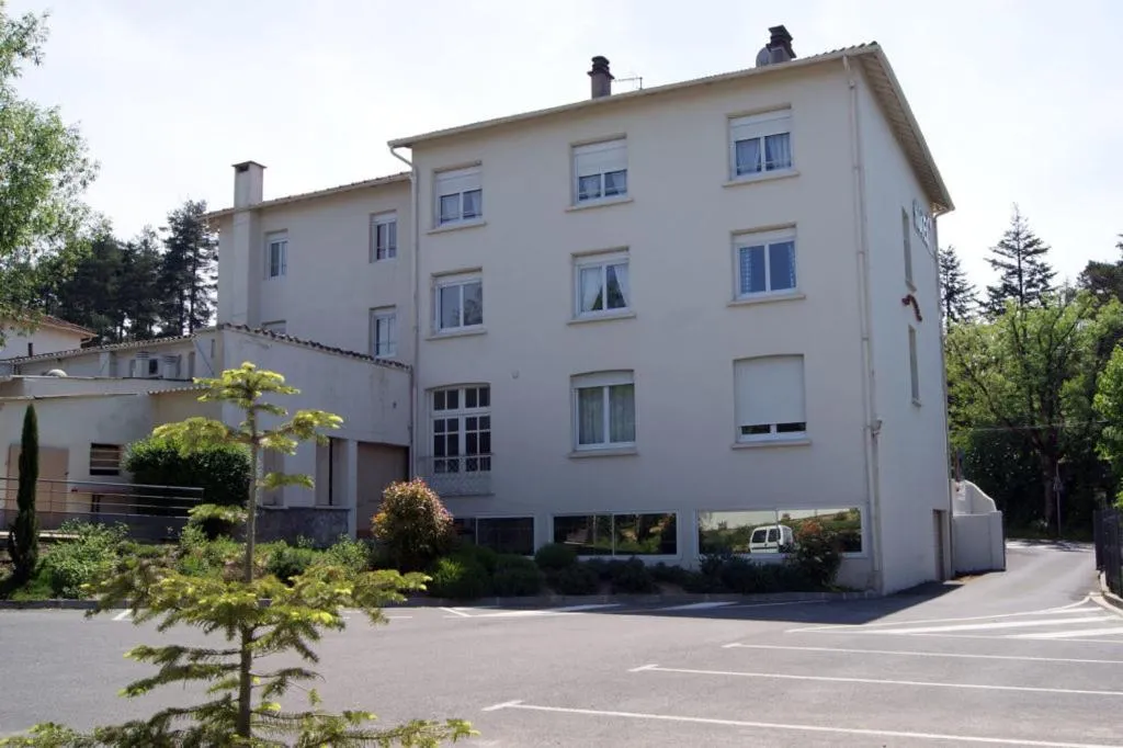 Property building in Hôtel La Renaissance