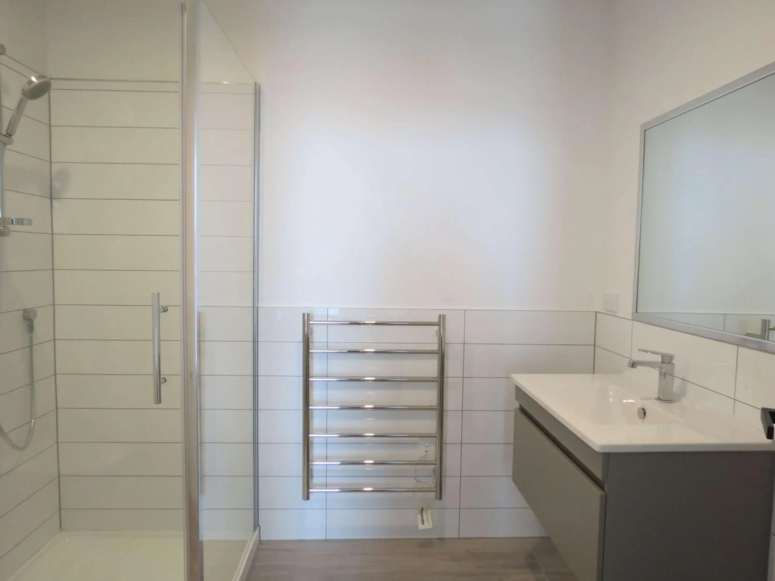 Bathroom in Ramada Suites By Wyndham Victoria Street West Bathroom in Ramada Suites By Wyndham Victoria Street West