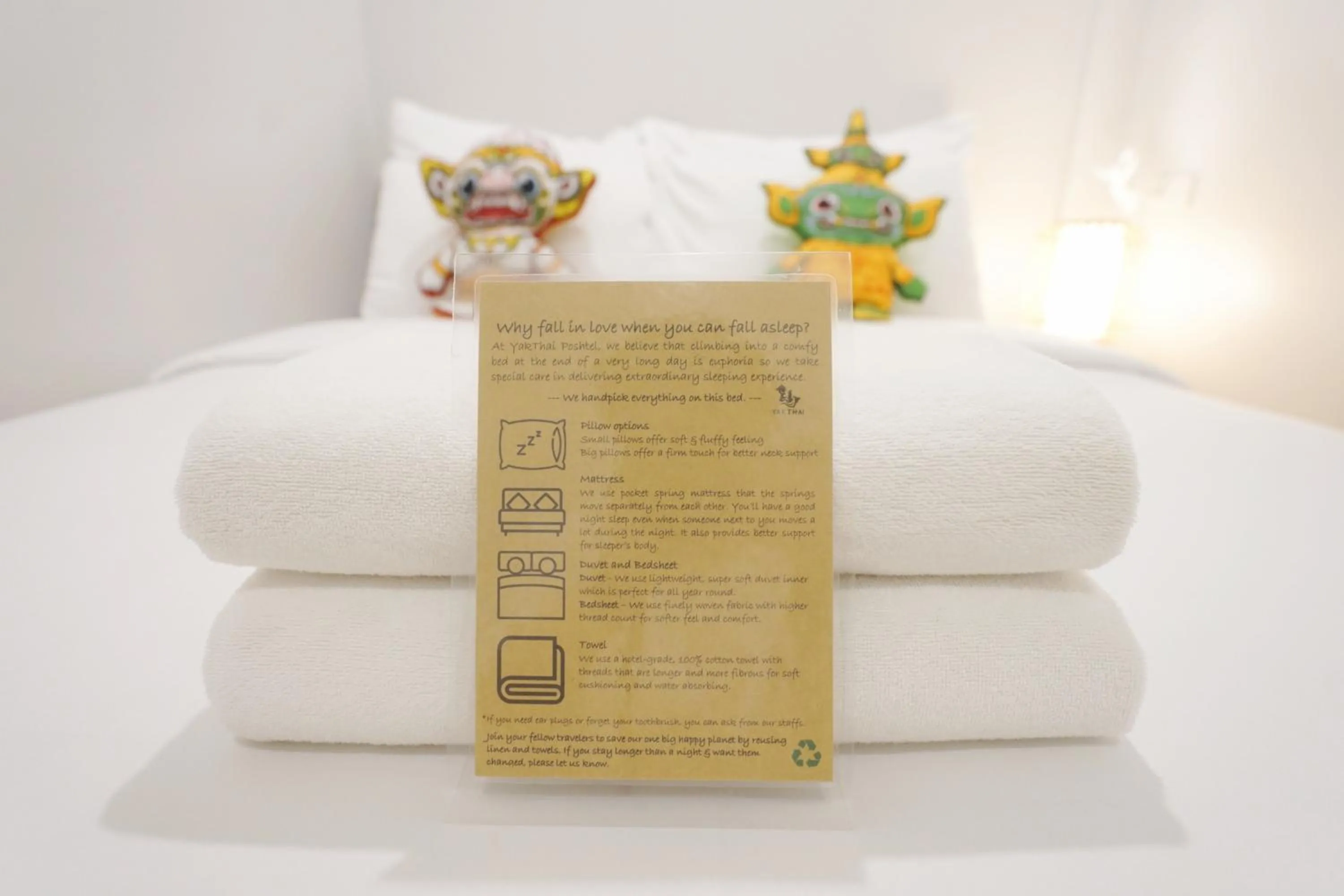 Bed in YAKTHAI POSHTEL