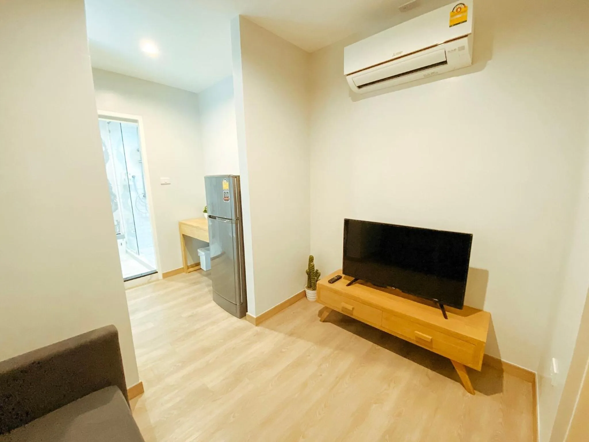 Photo of the whole room in YAKTHAI POSHTEL