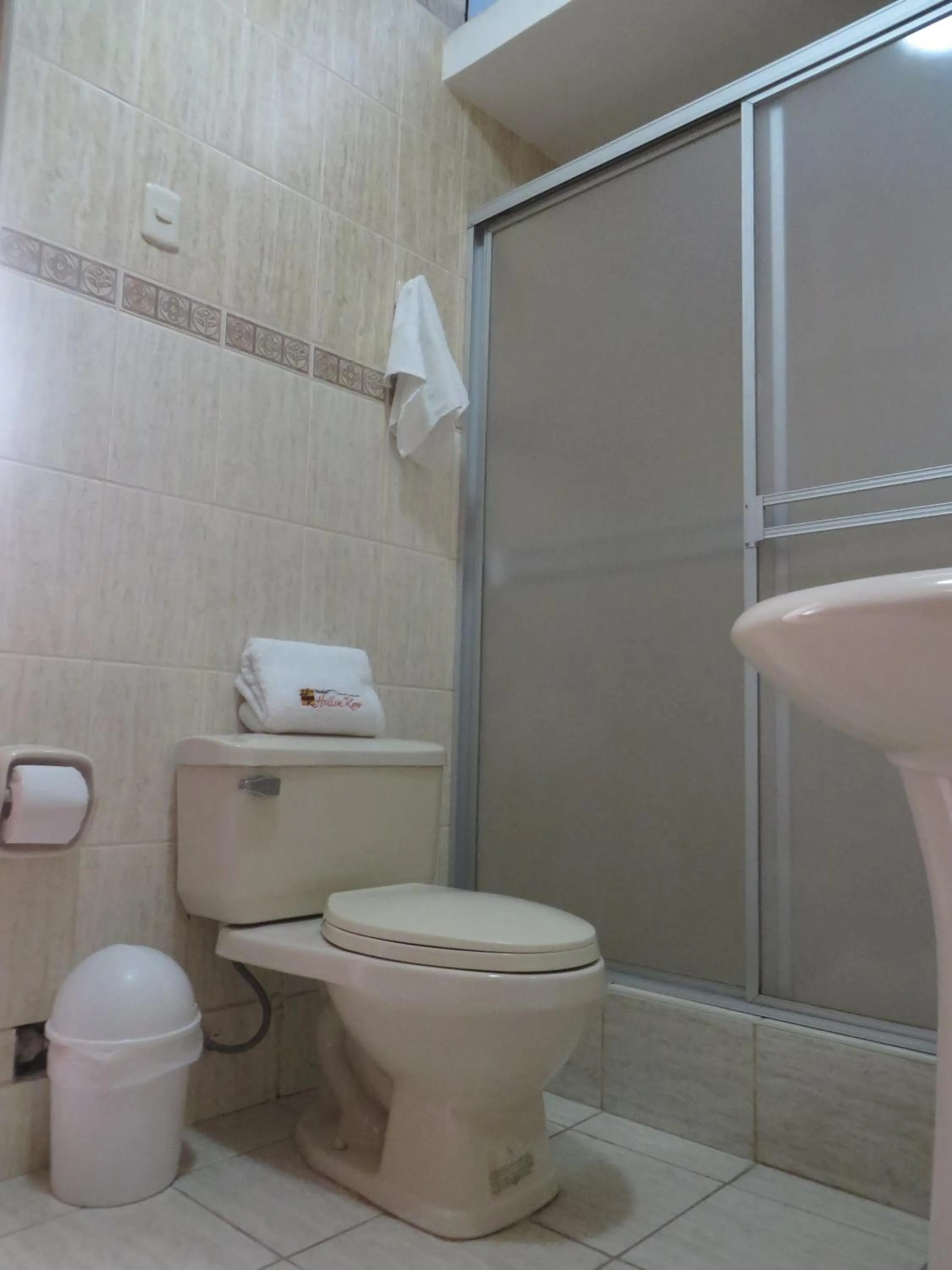 Standard Single Room - single occupancy in Hostal Hellen Ross