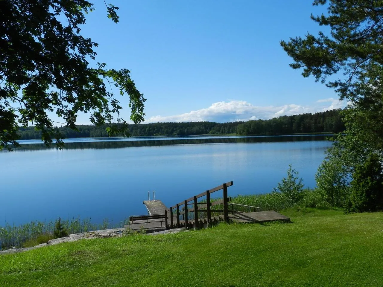 Natural landscape in Labbnäs Semesterhem, Radhuset