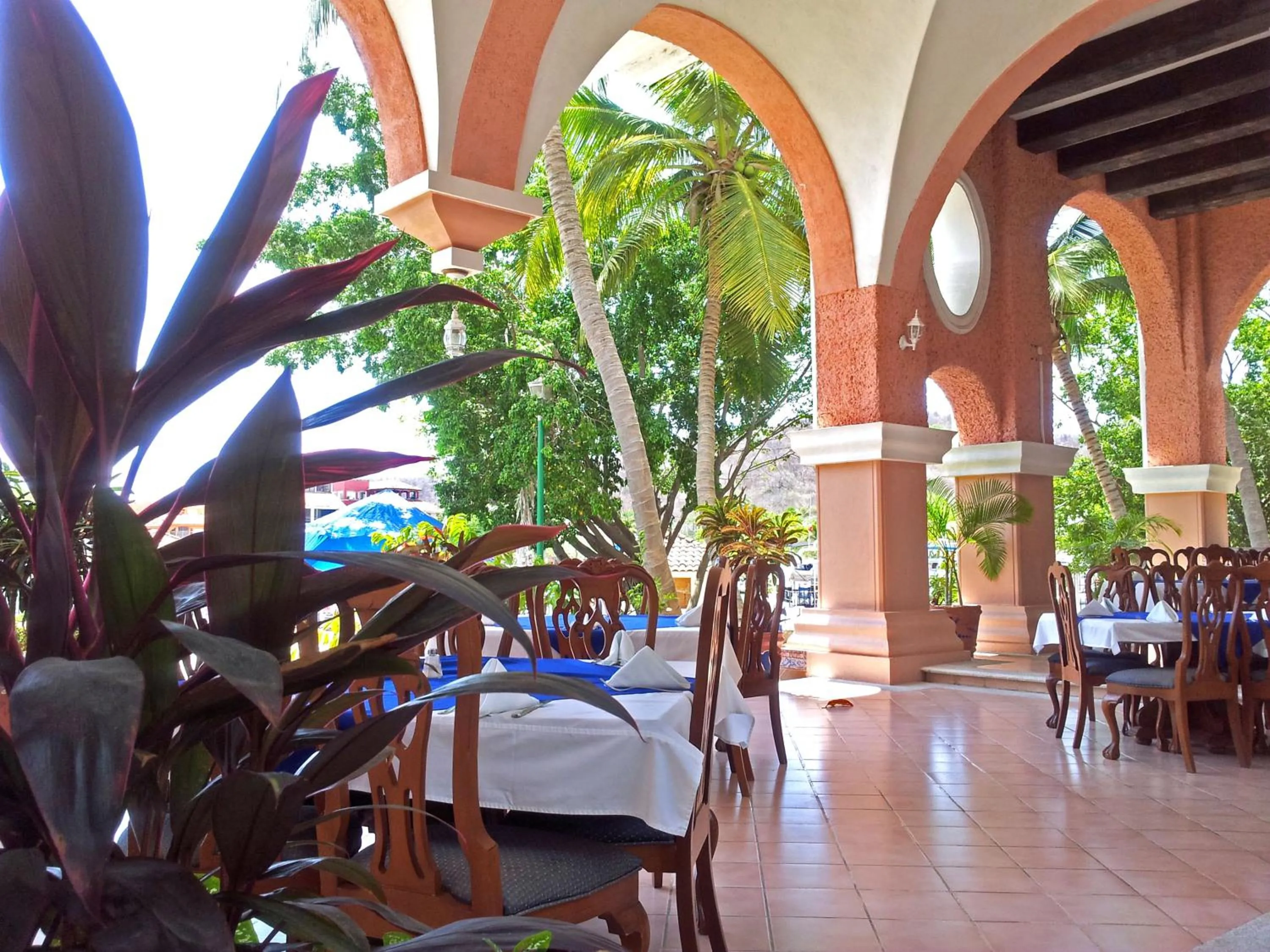 Restaurant/places to eat in Canadian Resort Huatulco