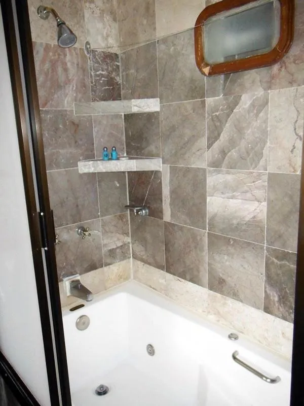 Shower in Canadian Resort Huatulco