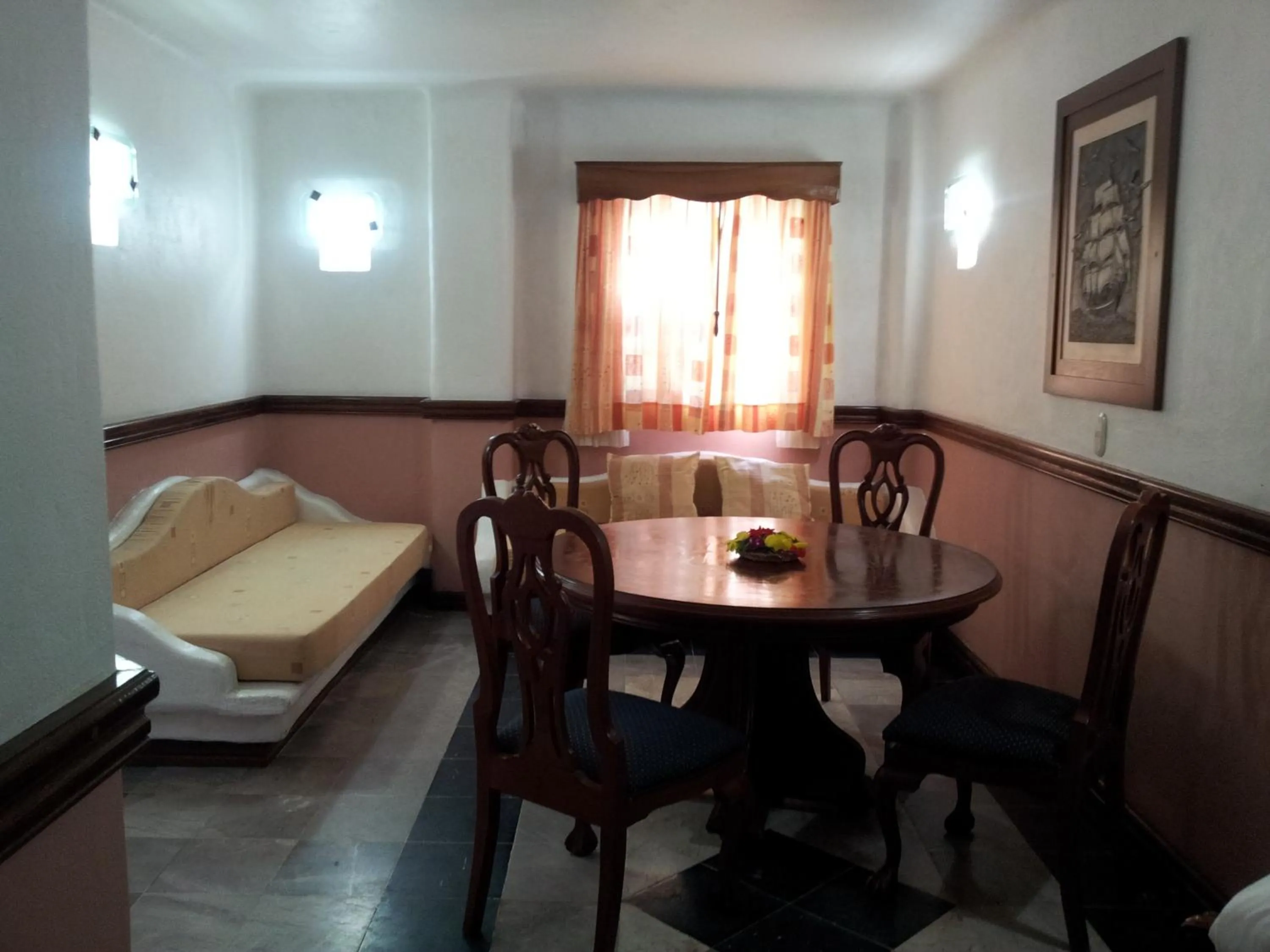 Seating area, Bed in Canadian Resort Huatulco
