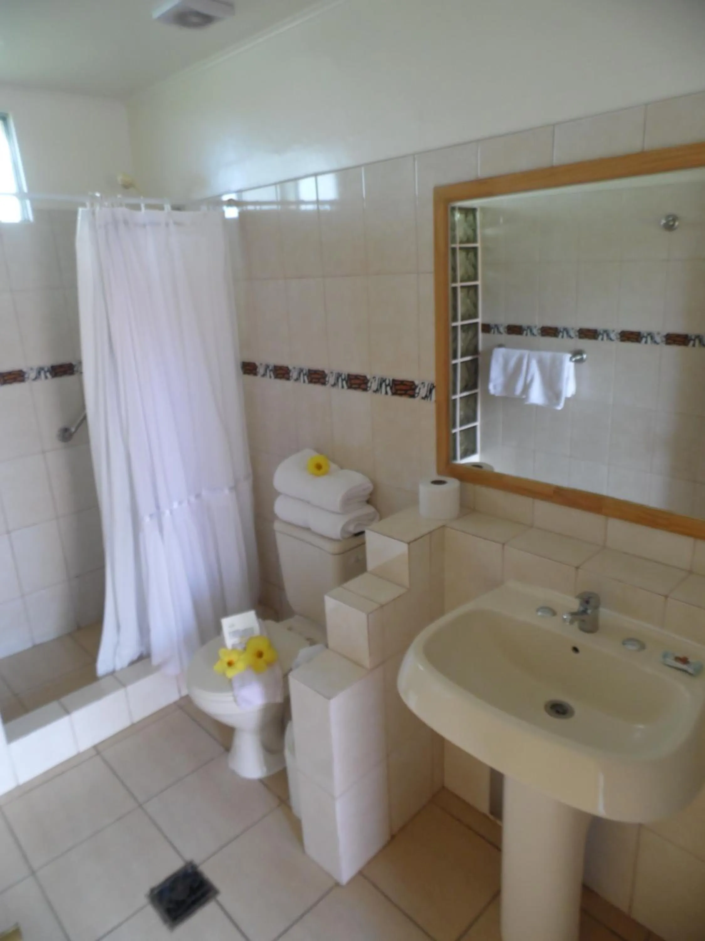 Bathroom in Hotel Manutara