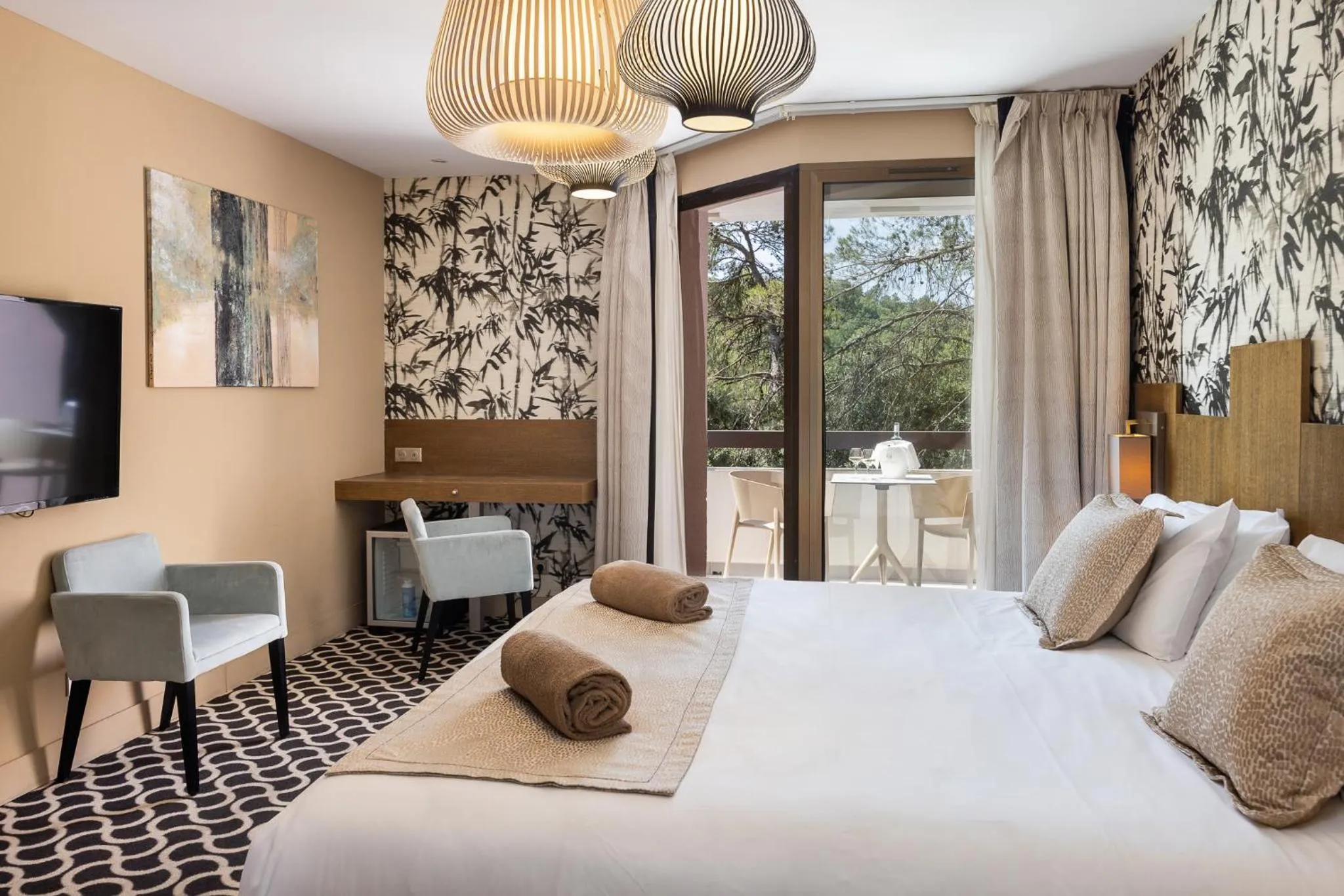 Bedroom, Bed in Mercure Brignoles Golf de Barbaroux & Spa