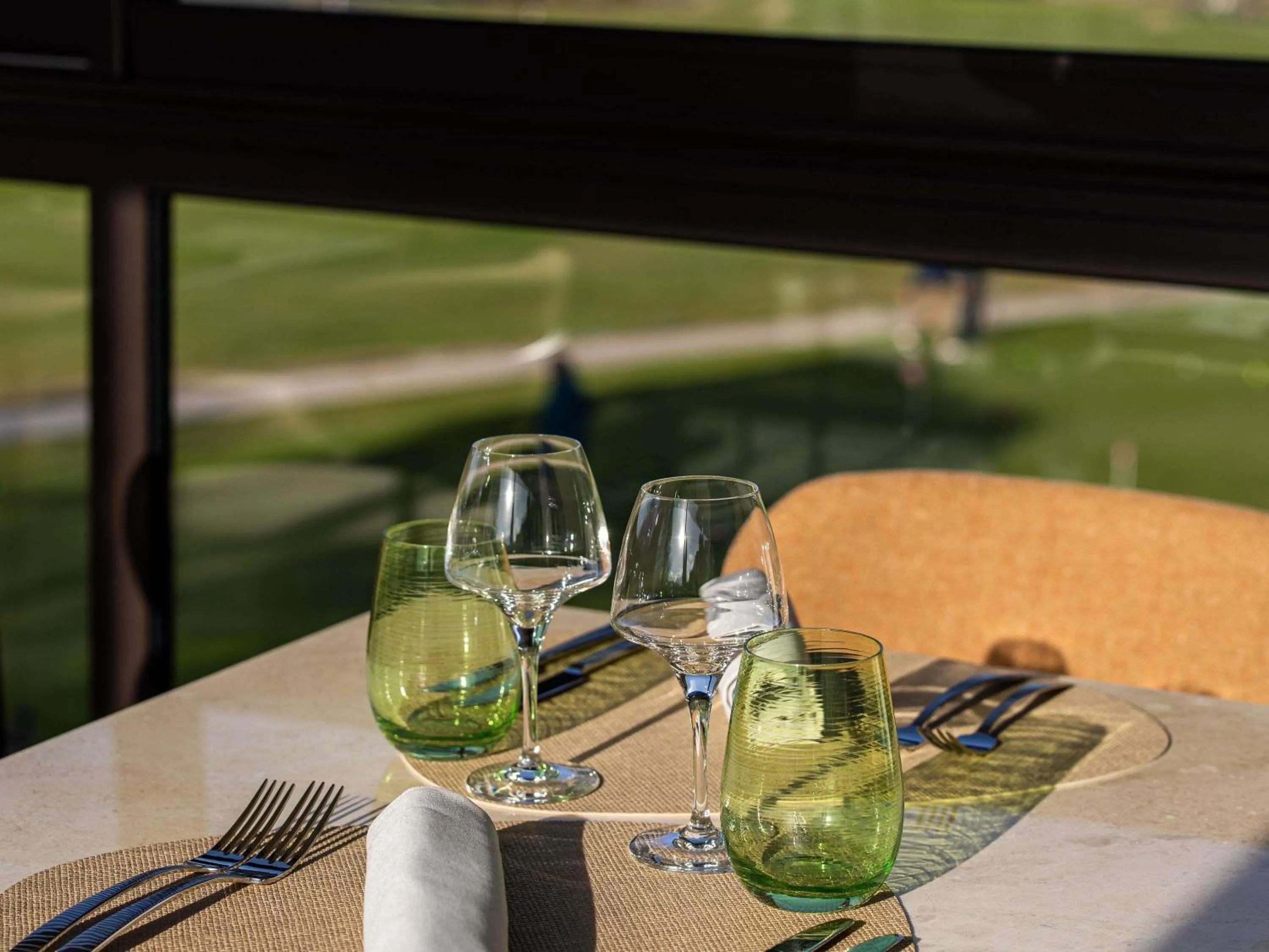 Restaurant/places to eat in Mercure Brignoles Golf de Barbaroux & Spa