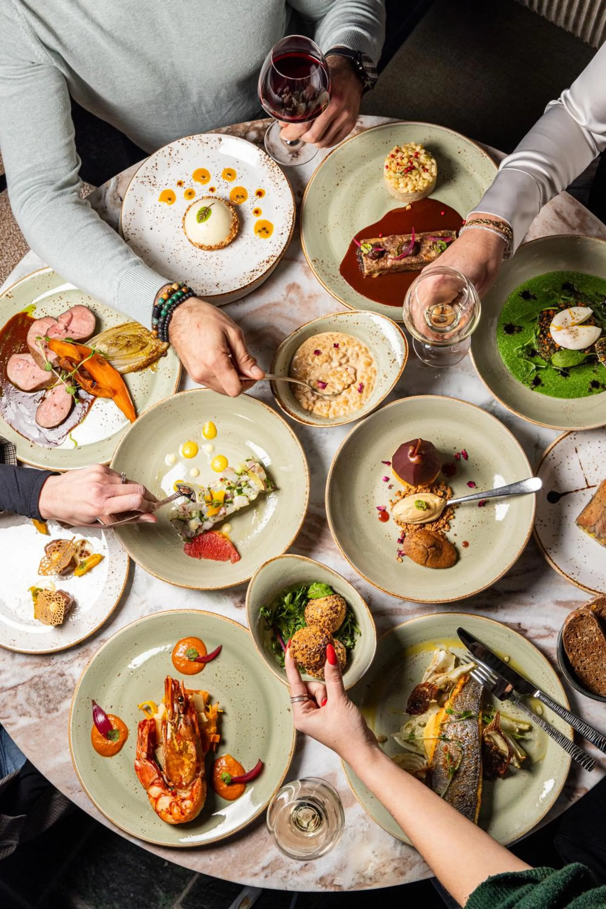 Restaurant/places to eat in Mercure Brignoles Golf de Barbaroux & Spa