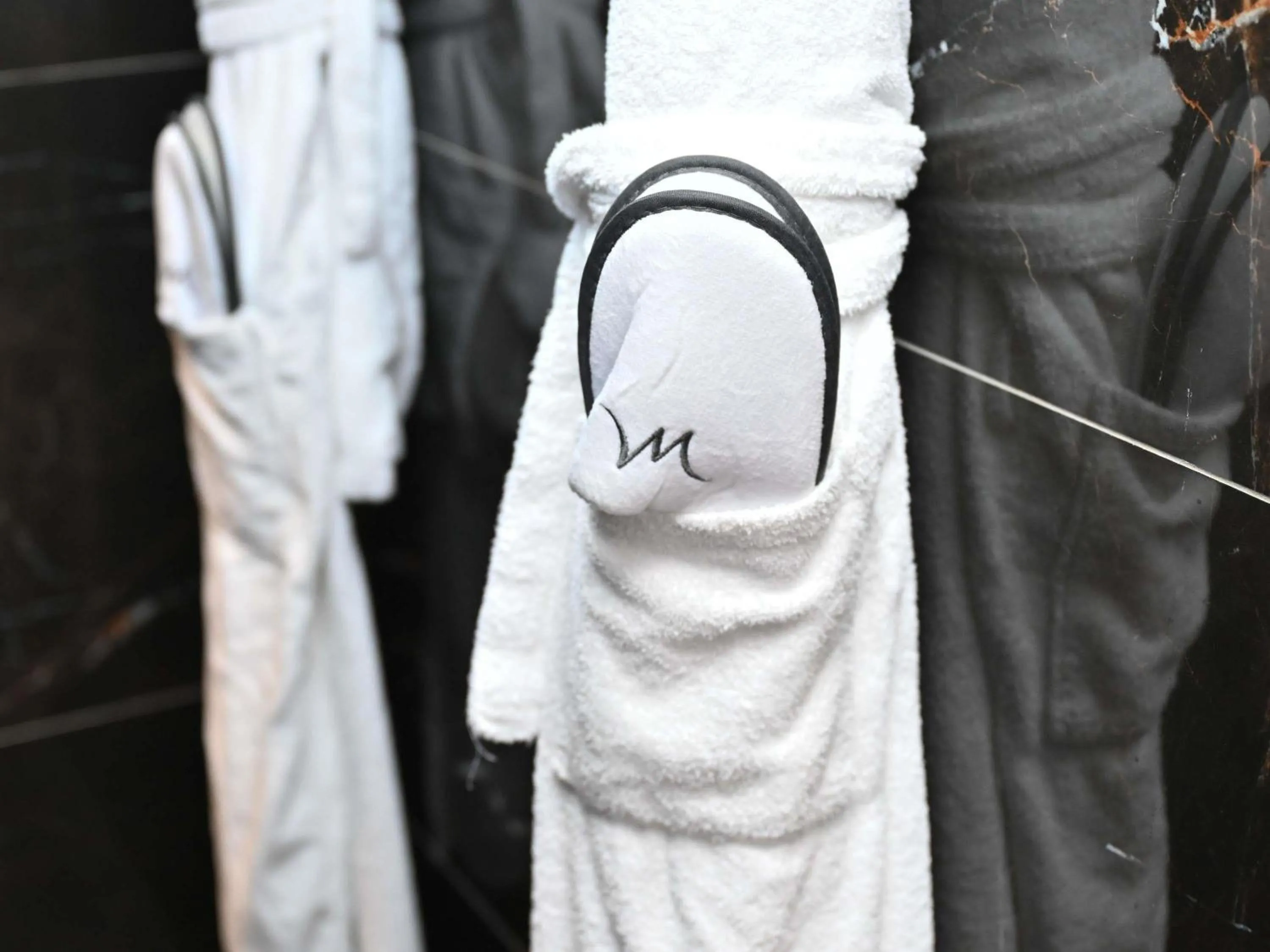 Bedroom in Mercure Brignoles Golf de Barbaroux & Spa