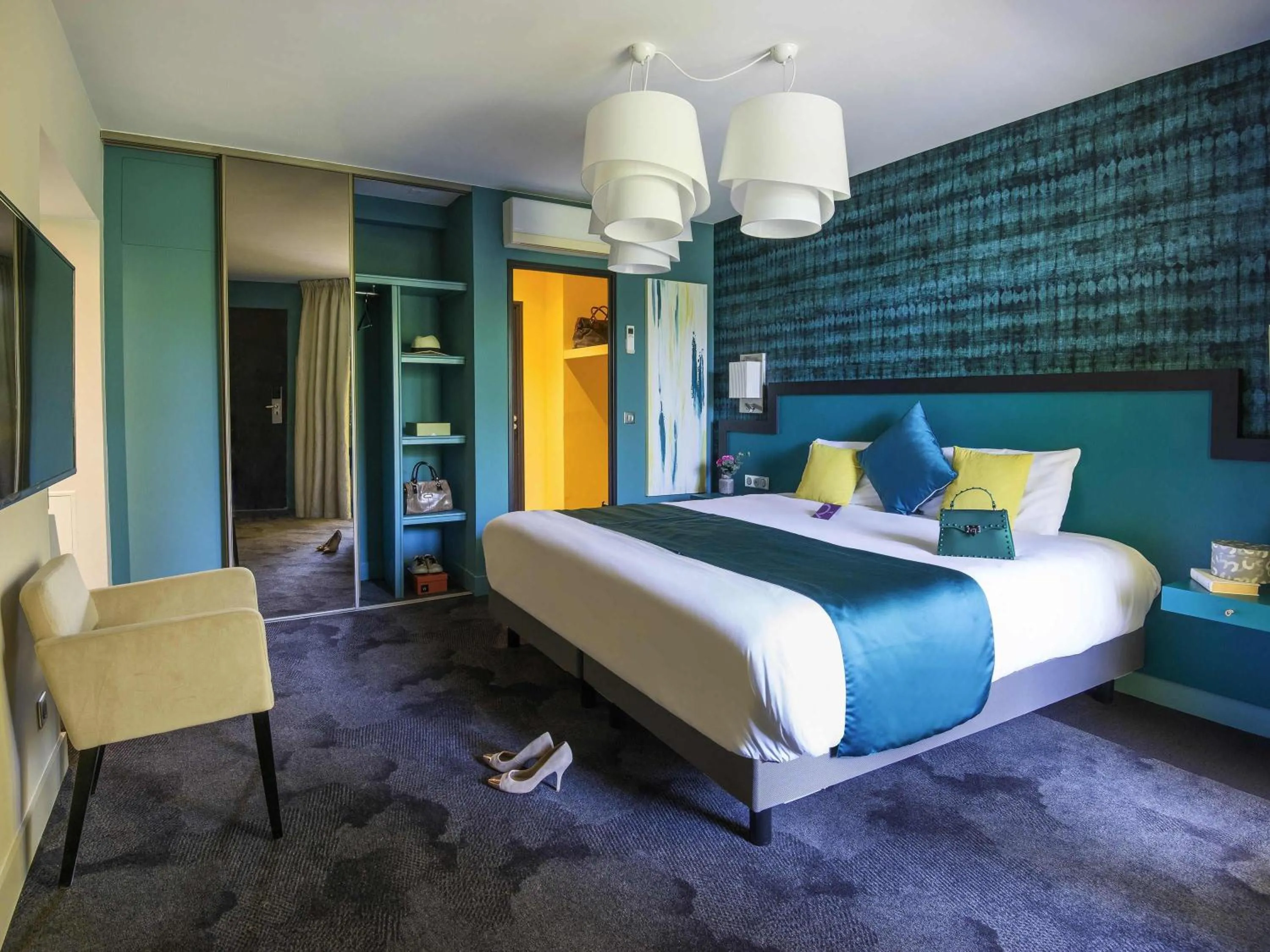 Bedroom, Bed in Mercure Brignoles Golf de Barbaroux & Spa