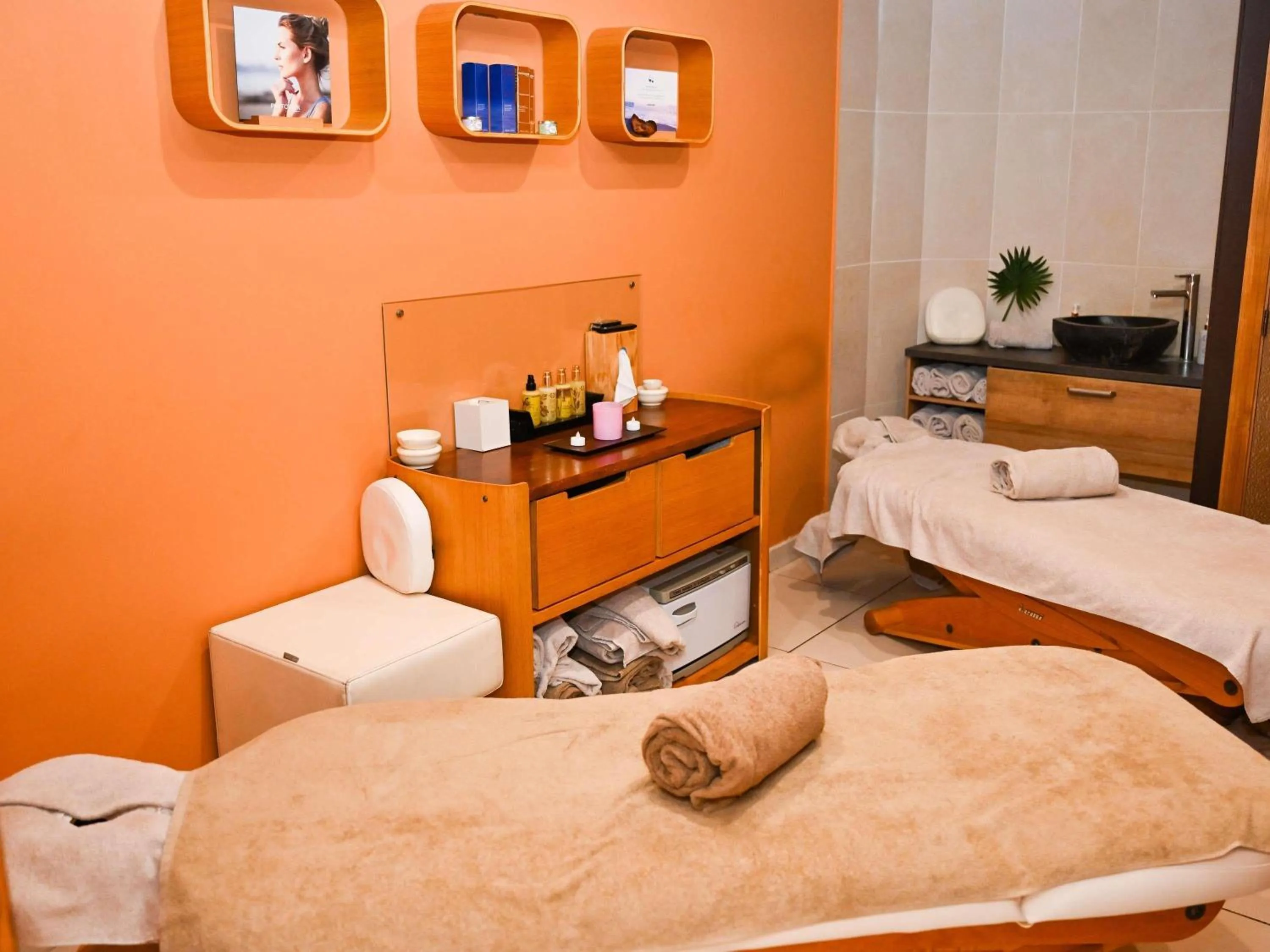 Spa and wellness centre/facilities, Bed in Mercure Brignoles Golf de Barbaroux & Spa