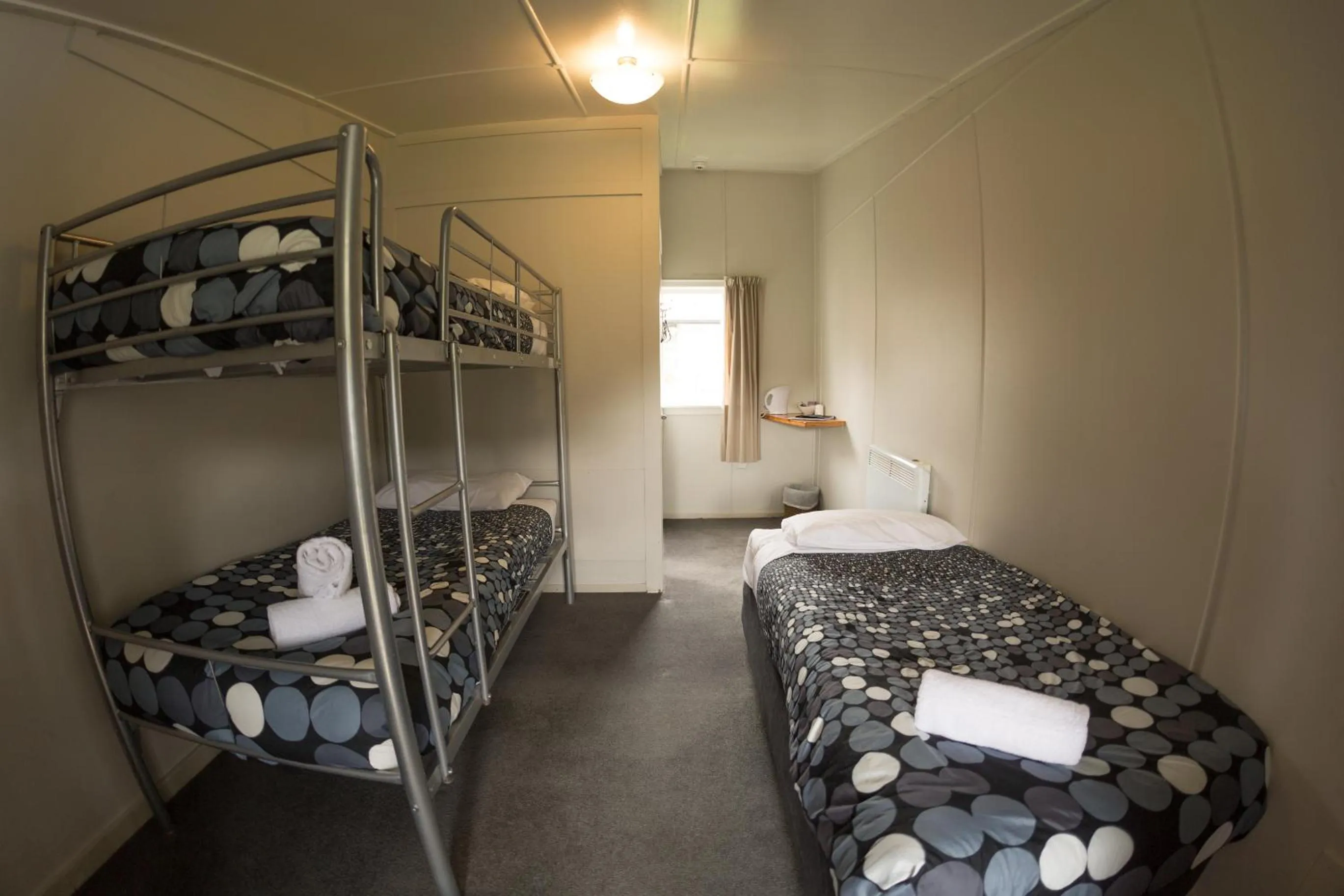 Shower, Bed in Kings Ohakune