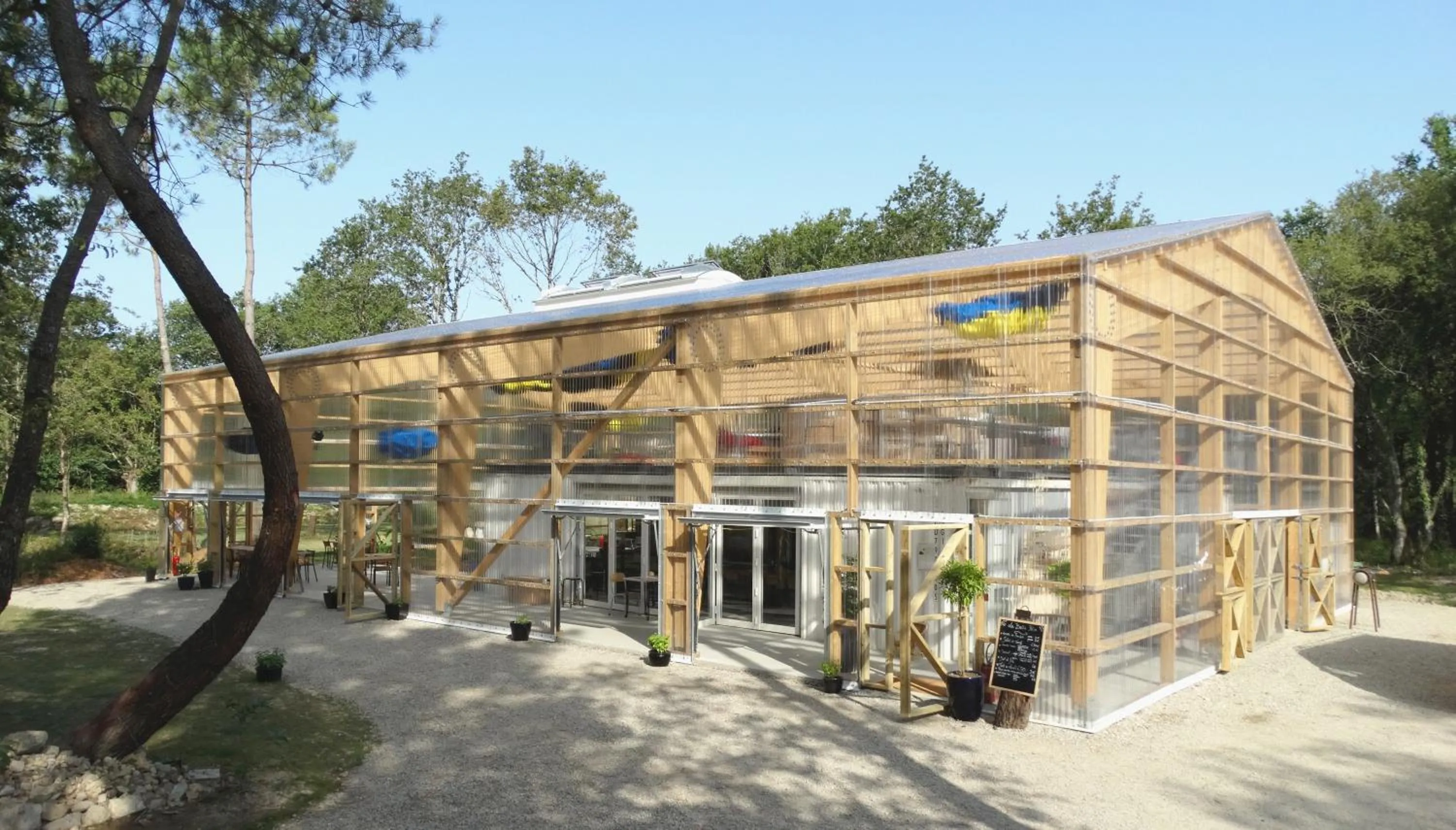 Property building in La Belle Folie