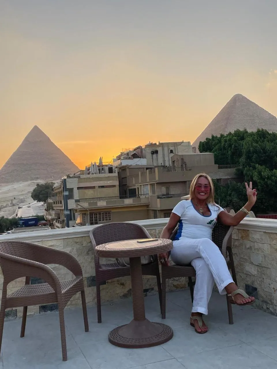 Sphinx palace pyramids view inn