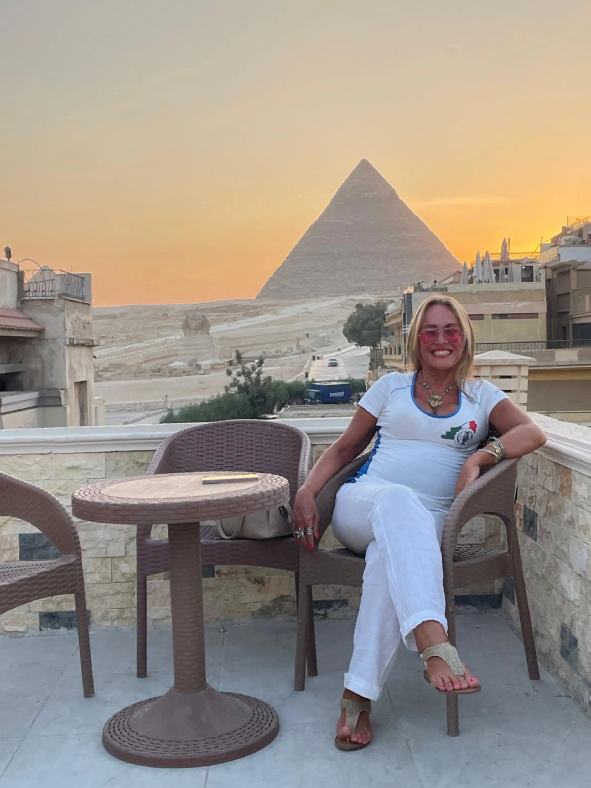 Sphinx palace pyramids view inn