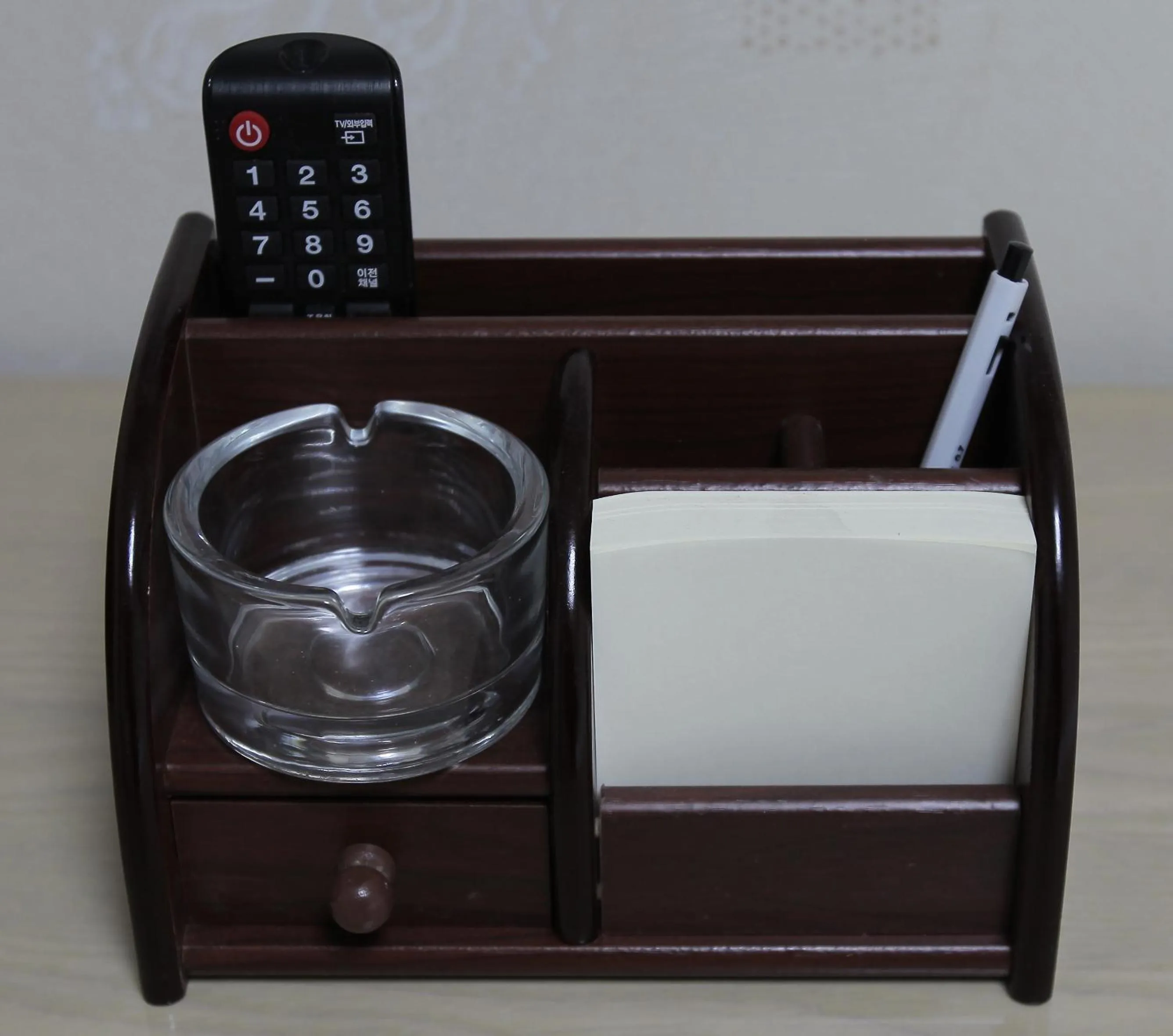 Decorative detail in Hotel Daewoo Inn