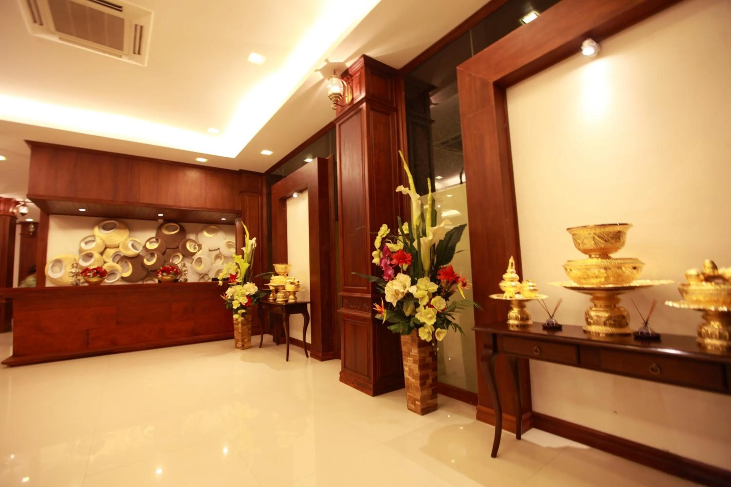 Lobby or reception in Manorom Boutique Hotel