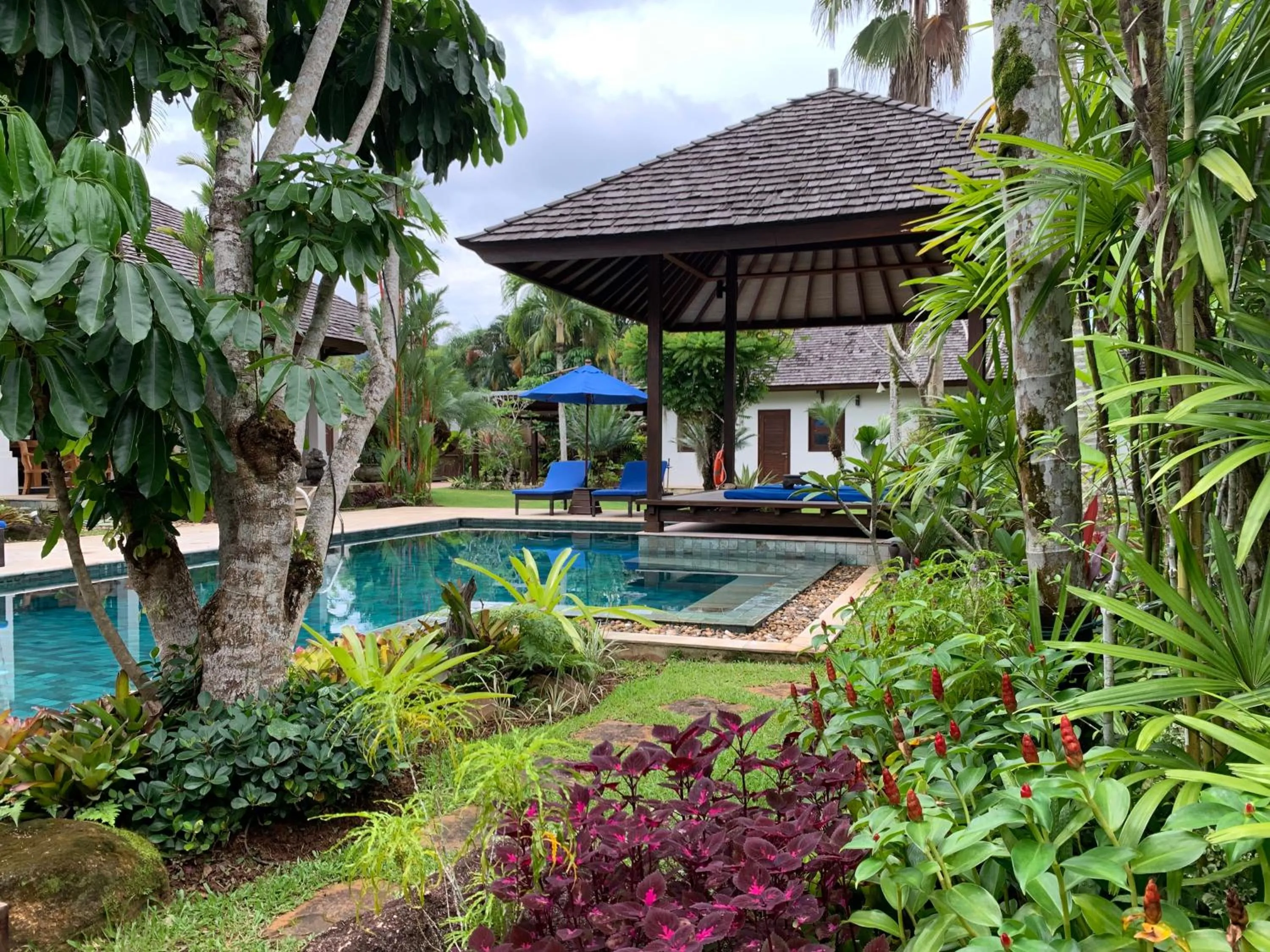 Garden view in Baan Pinya Balinese Style Pool Villa