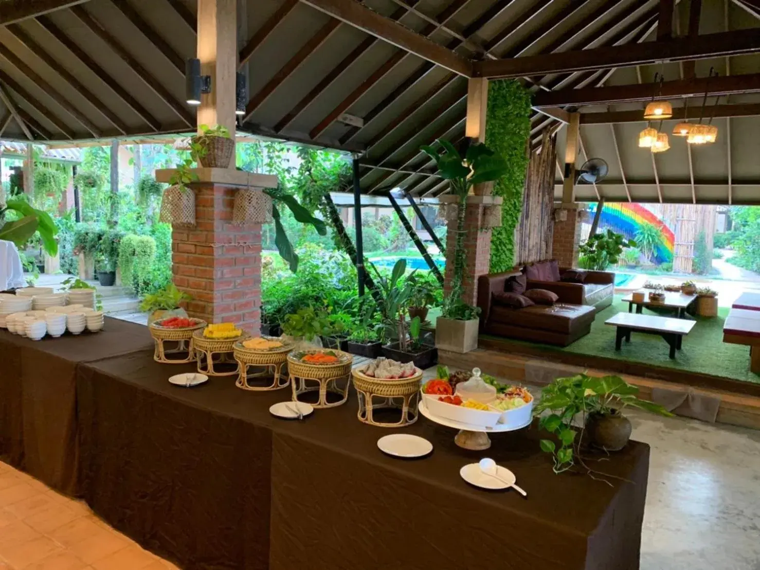 Food and drinks in Flora I Talay Food and drinks in Flora I Talay