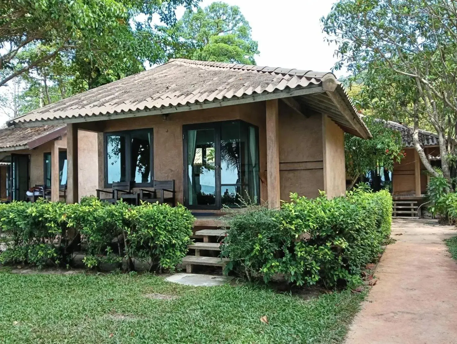 Beach Front Bungalow in Flora I Talay Beach Front Bungalow in Flora I Talay