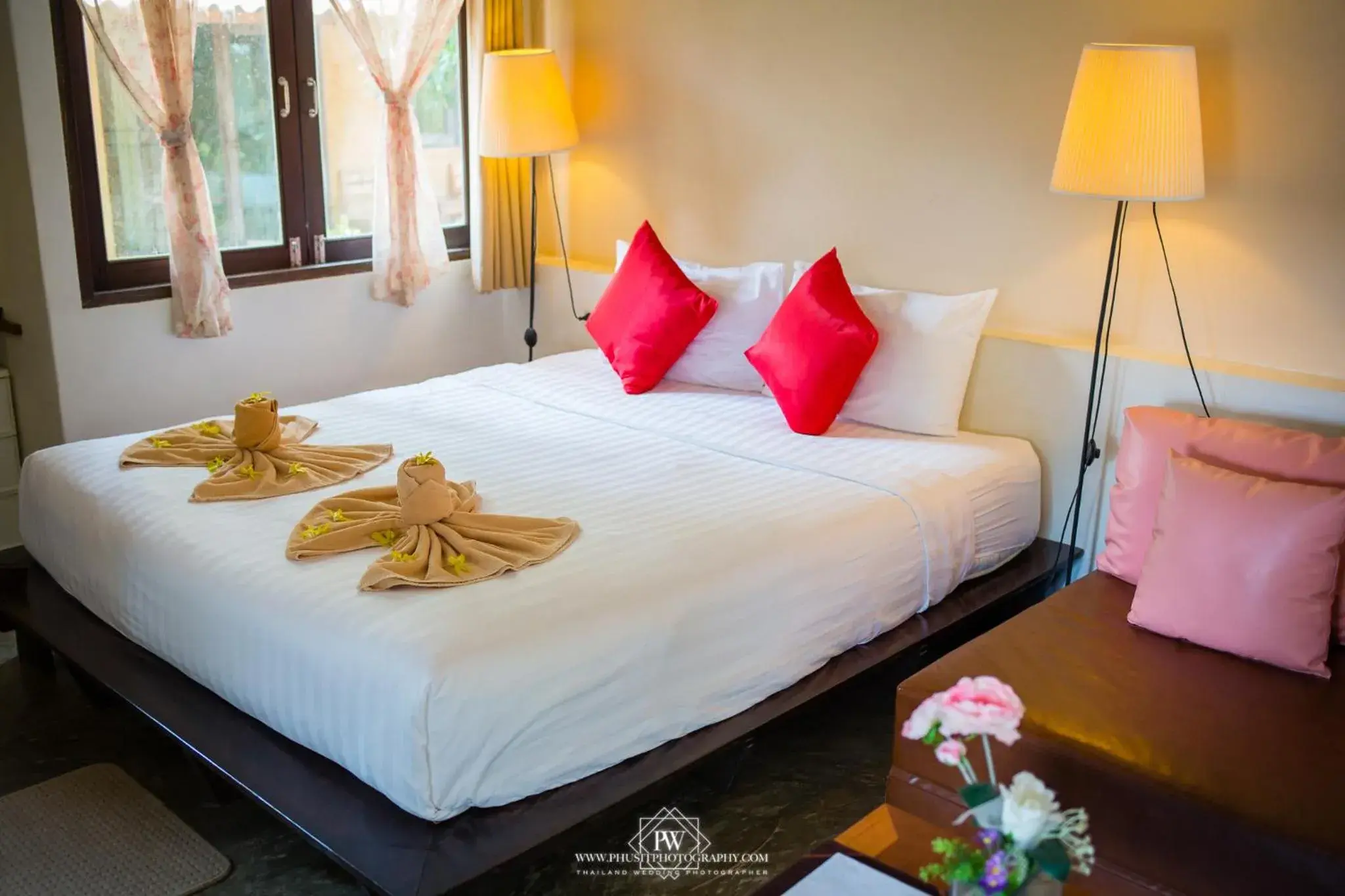 Bed in Flora I Talay Bed in Flora I Talay