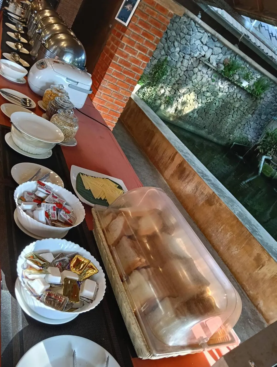 Breakfast in Flora I Talay