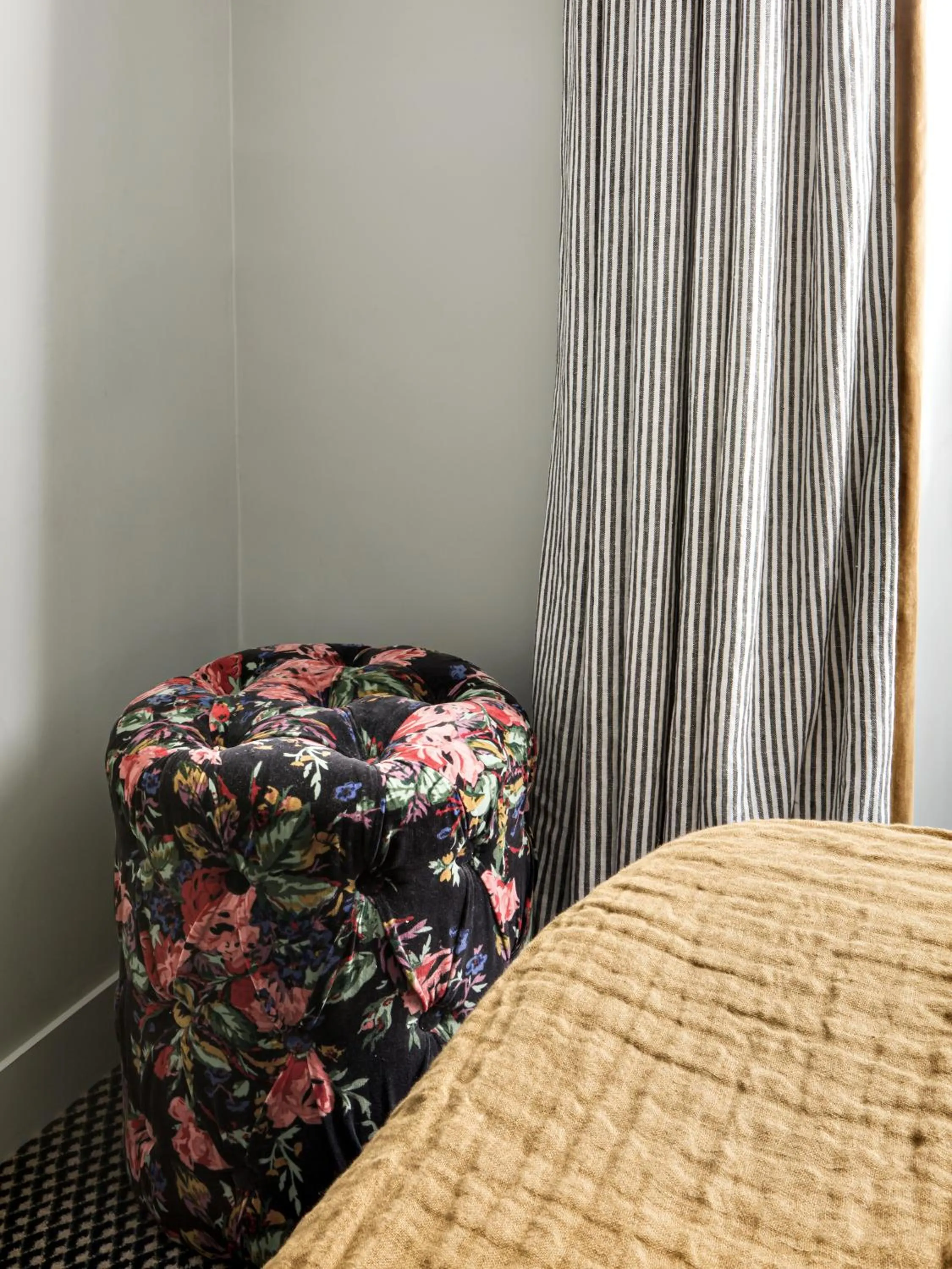 Bed in Hôtel Léopold - Orso Hotels