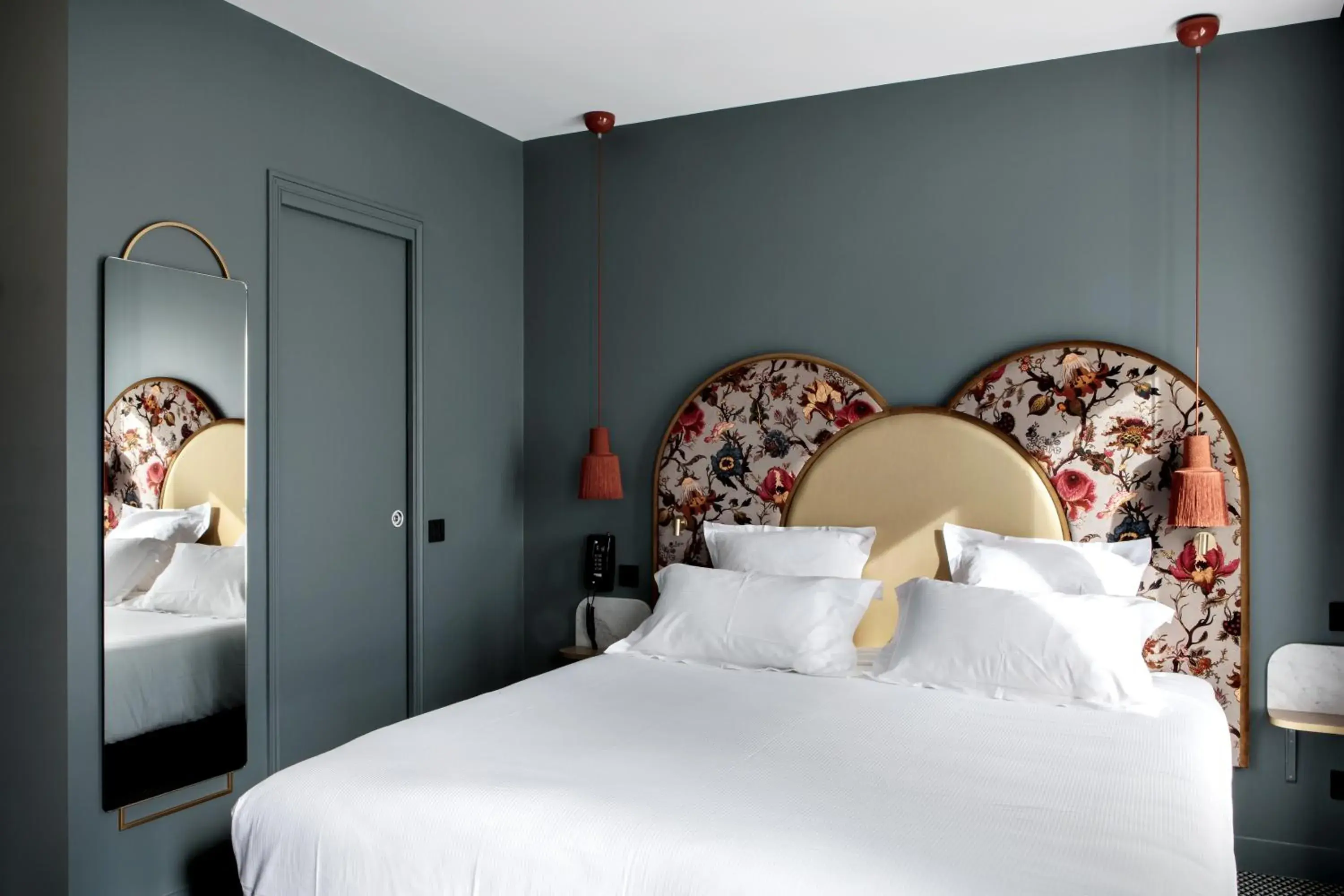 Bed in Hôtel Léopold - Orso Hotels Bed in Hôtel Léopold - Orso Hotels