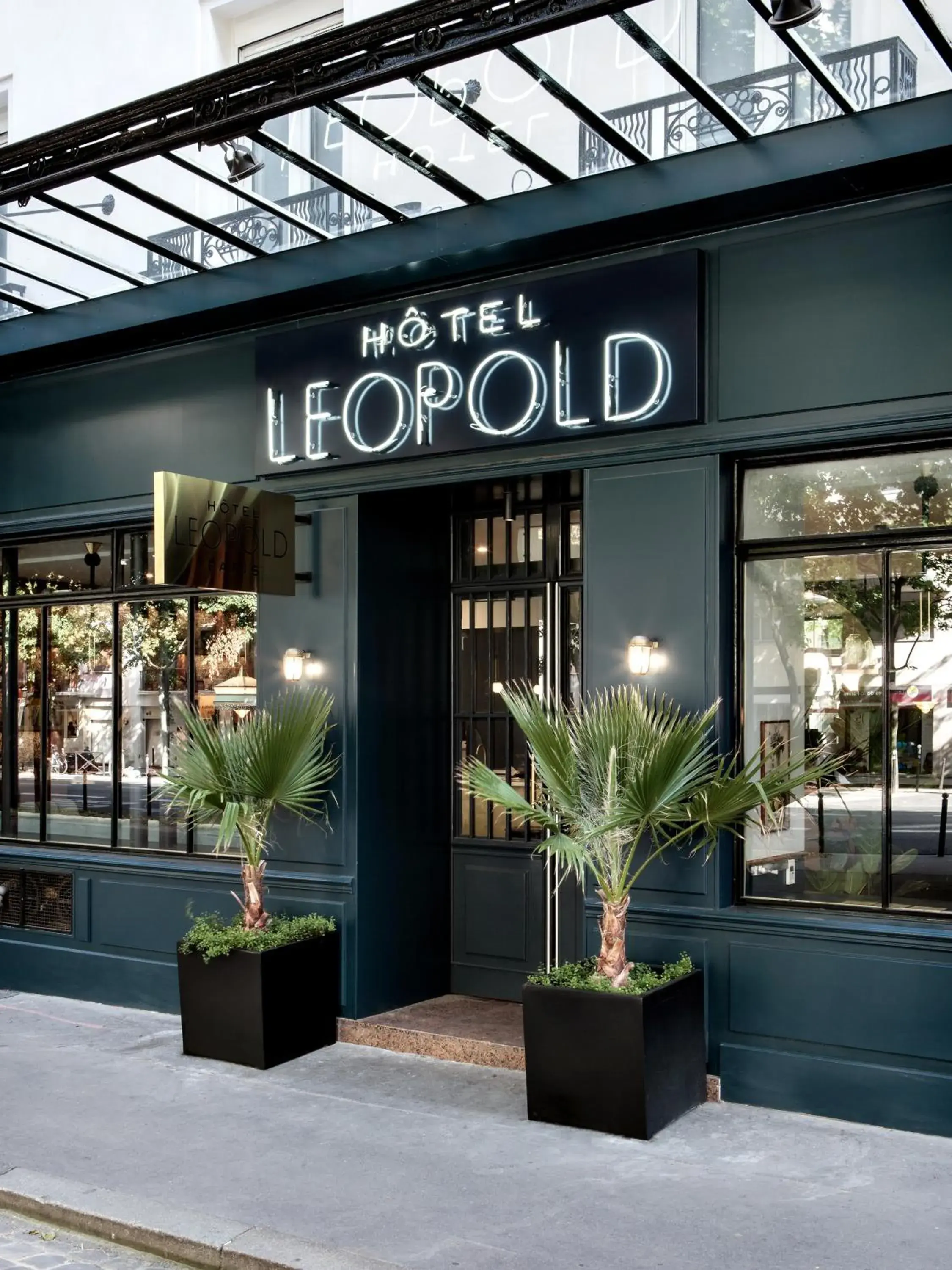 Property building in Hôtel Léopold - Orso Hotels Property building in Hôtel Léopold - Orso Hotels