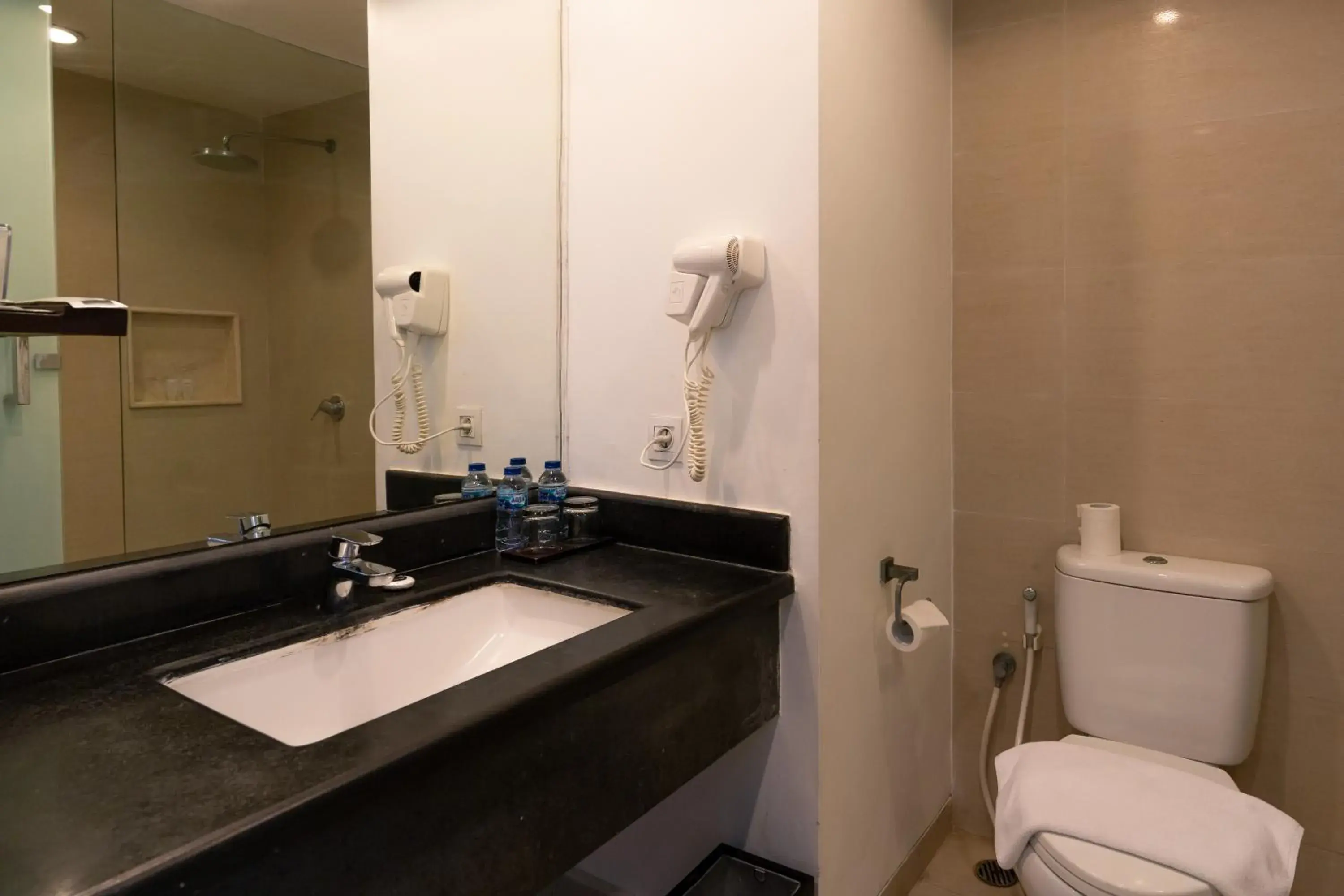 Shower, Bathroom in The Bene Hotel