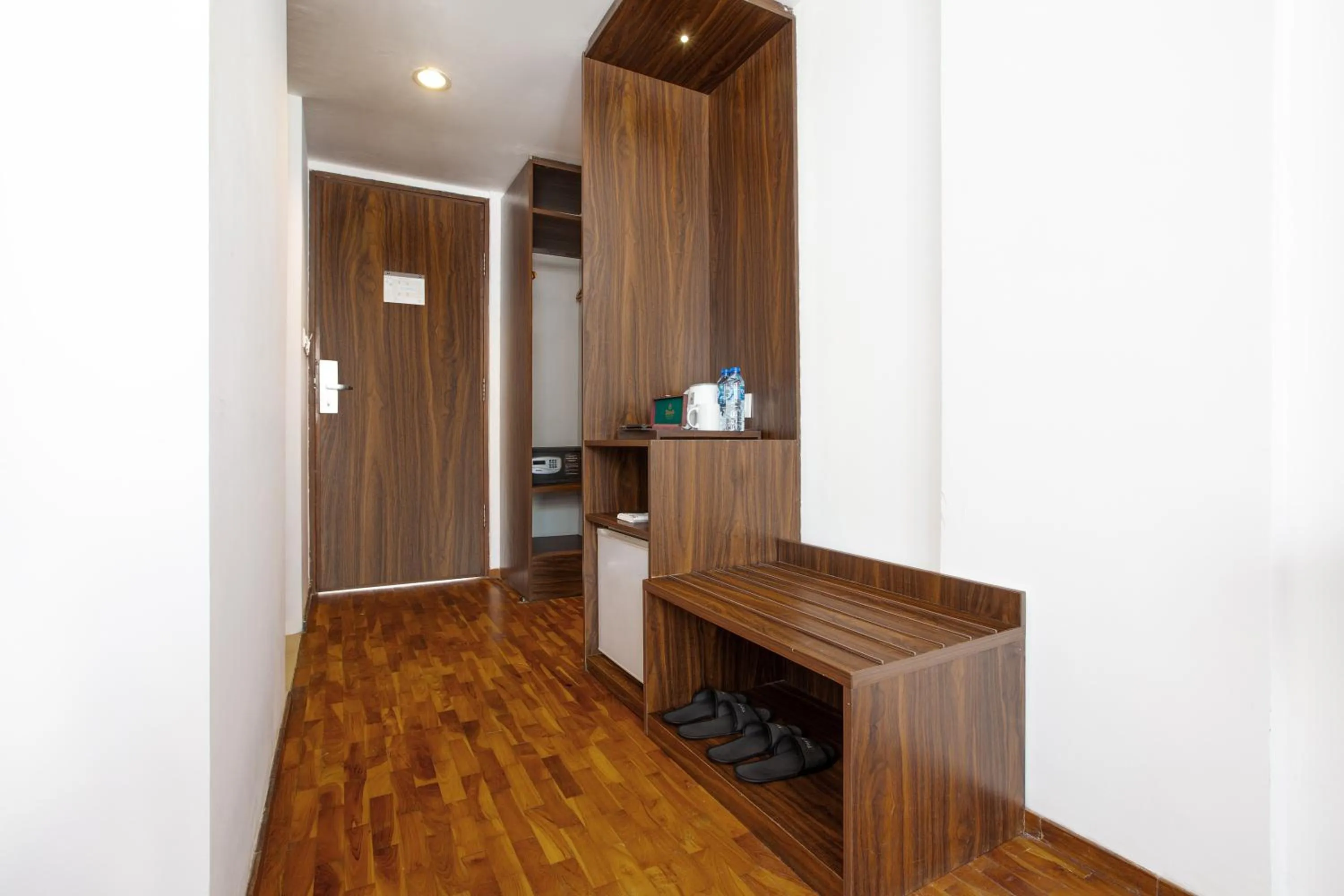 wardrobe in The Bene Hotel