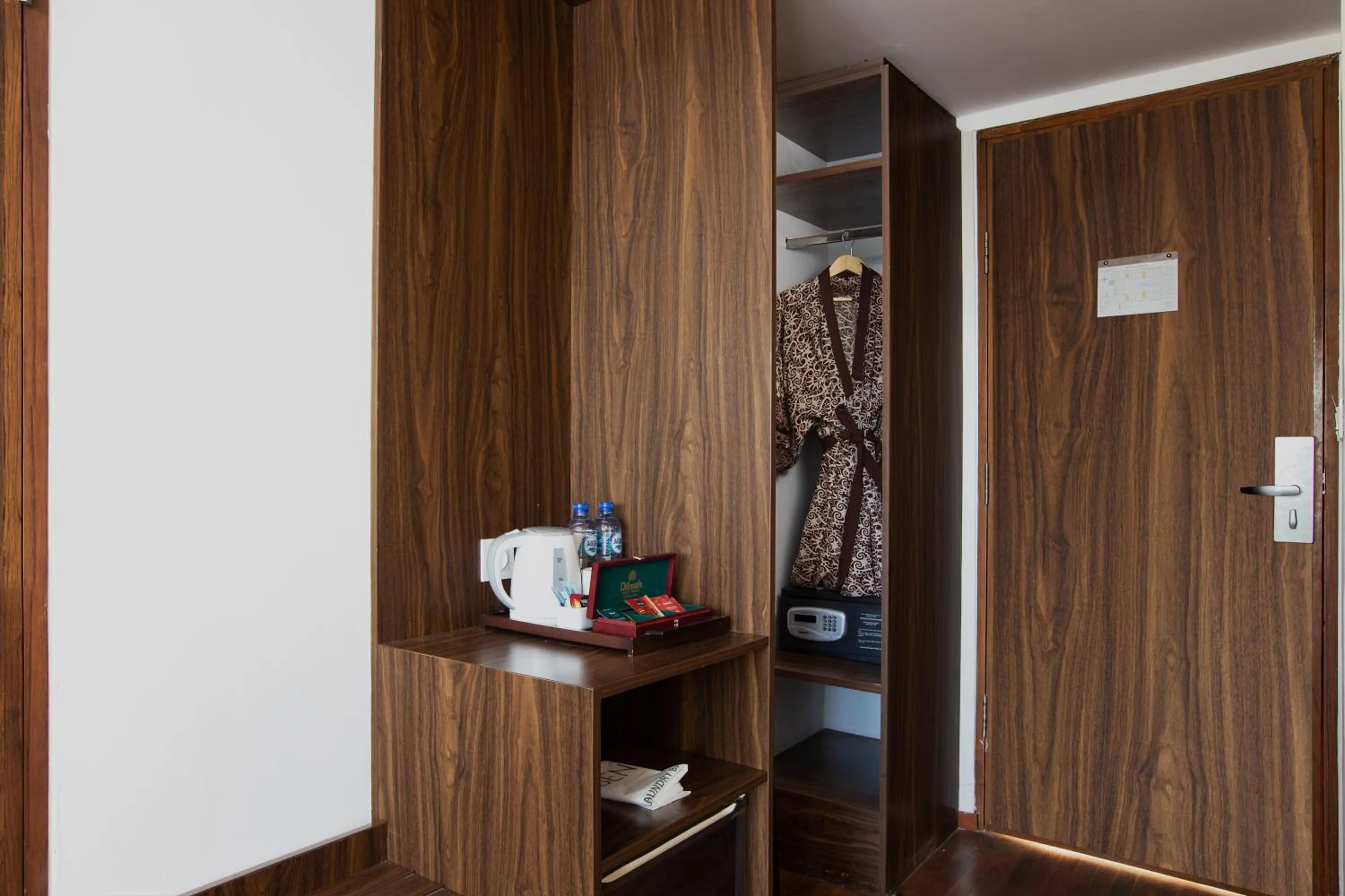 Coffee/tea facilities in The Bene Hotel