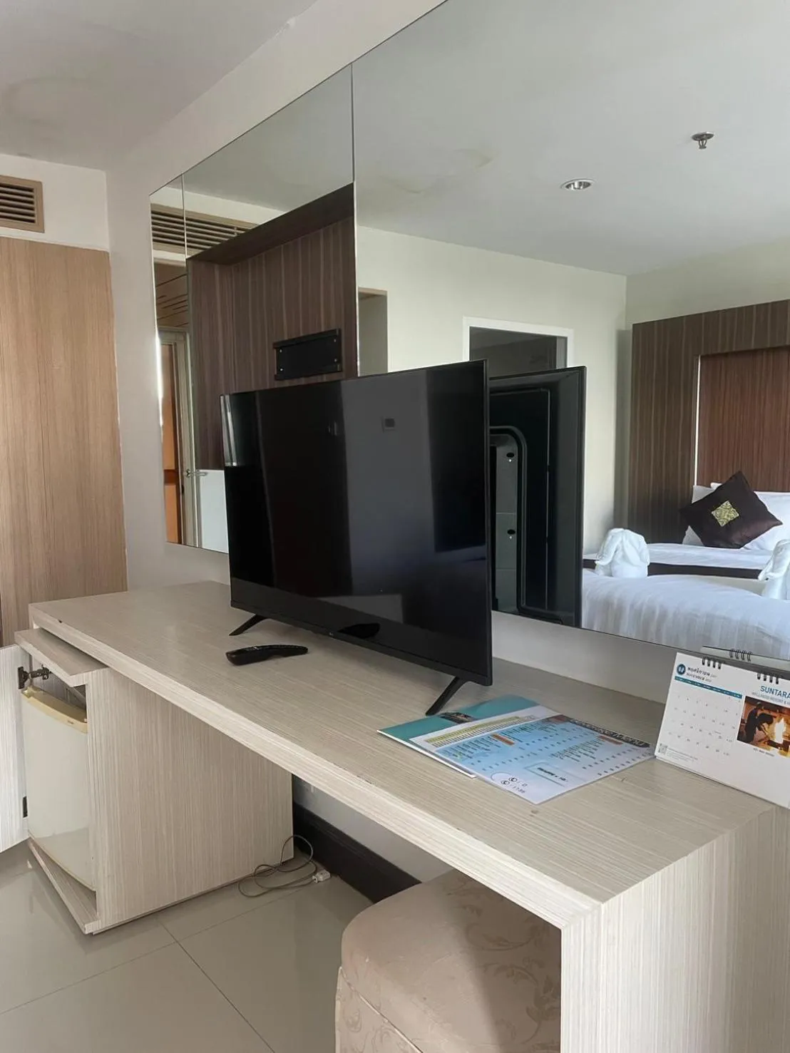 Bed in Suntara Wellness Resort & Hotel