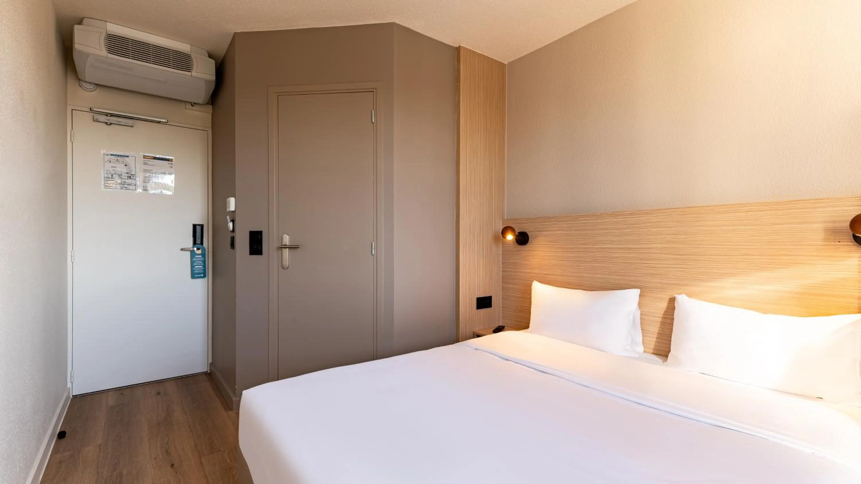 Bed in Première Classe Marne-la-Vallée - Bussy Saint Georges