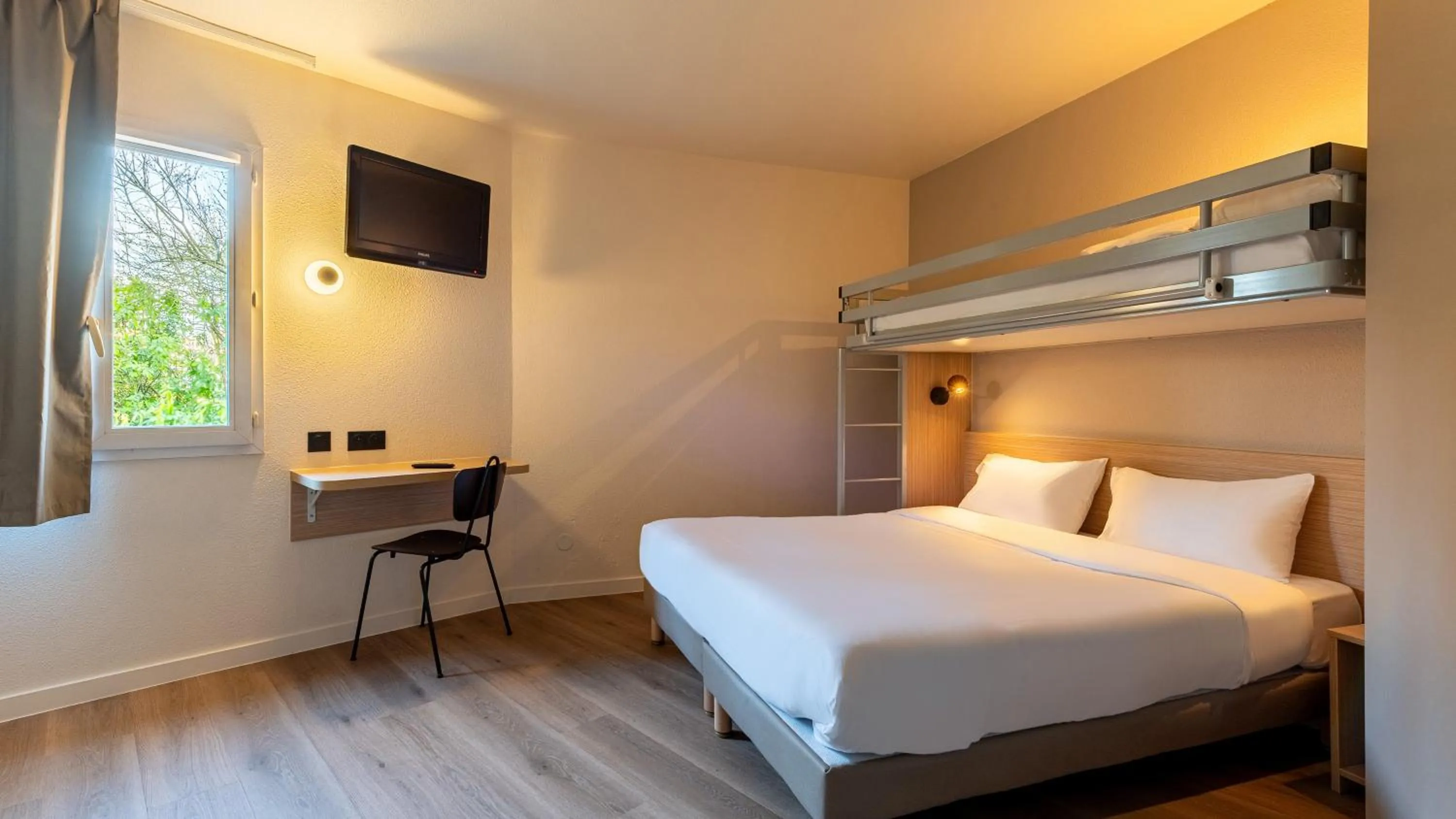 Bed in Première Classe Marne-la-Vallée - Bussy Saint Georges