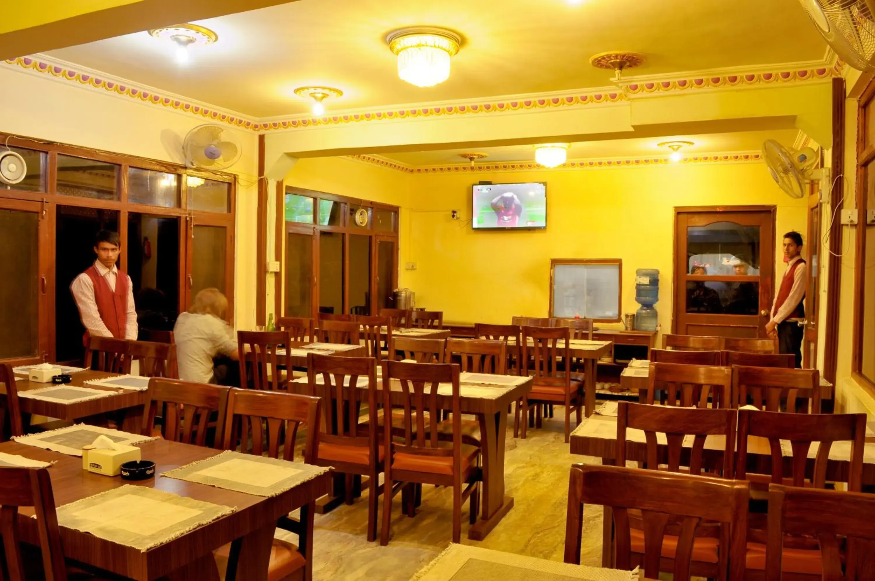 Restaurant/places to eat in Hotel Brihaspati Restaurant/places to eat in Hotel Brihaspati