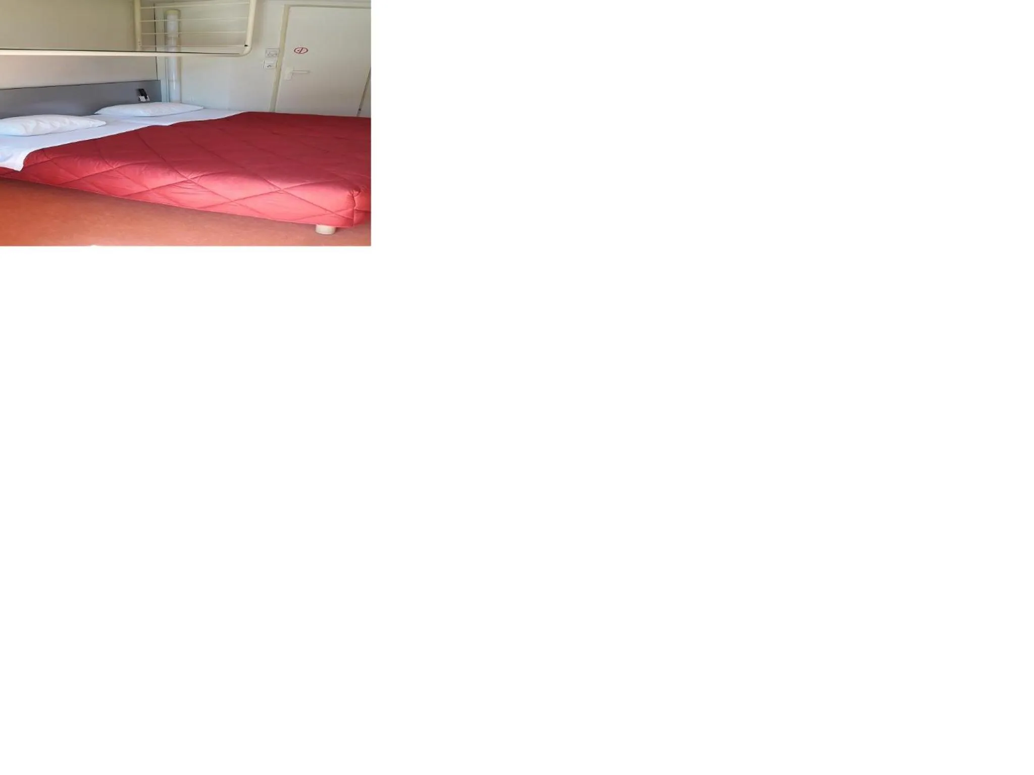 Bedroom, Bed in Premiere Classe Limoges Nord