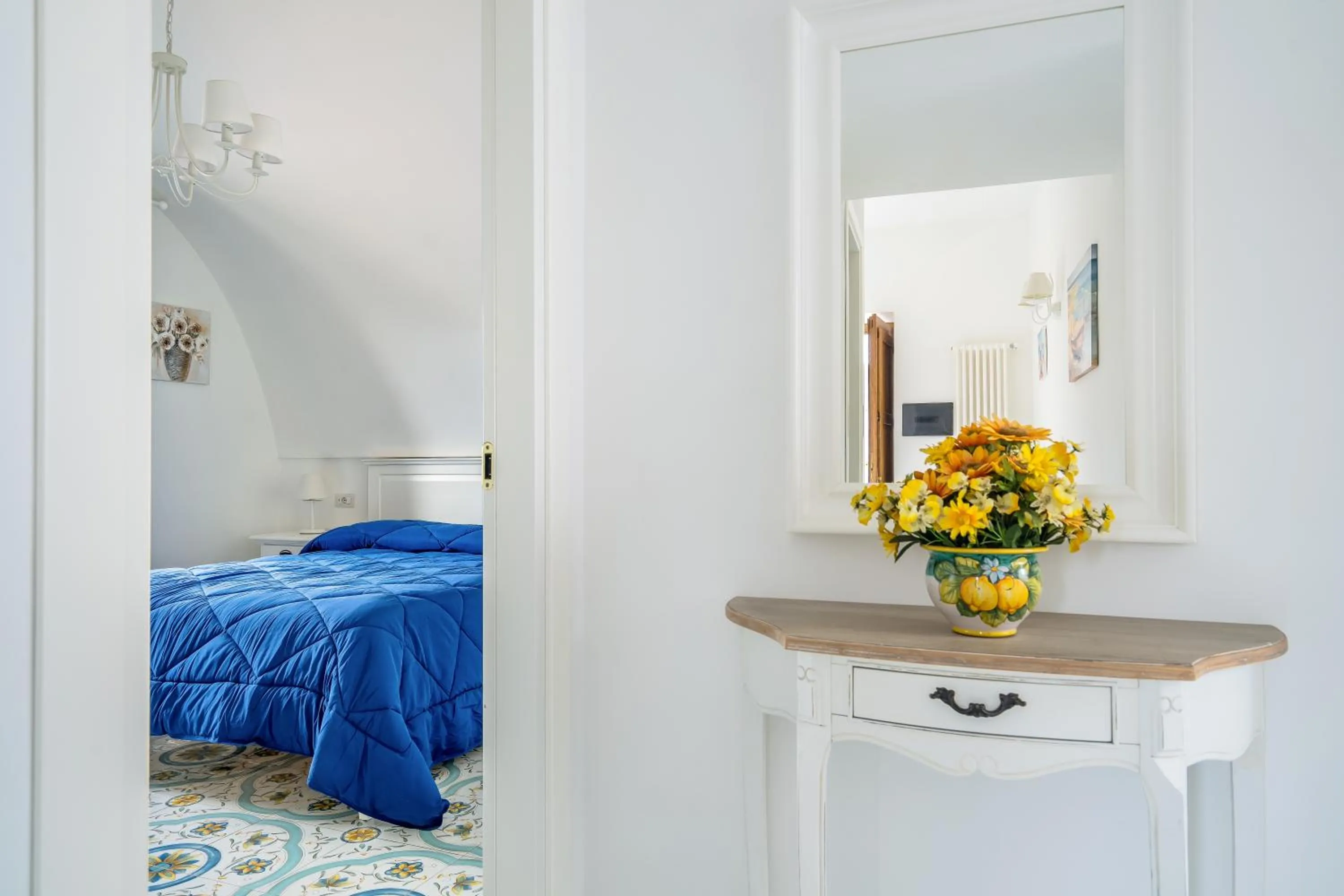 Photo of the whole room, Bed in Villa Prota