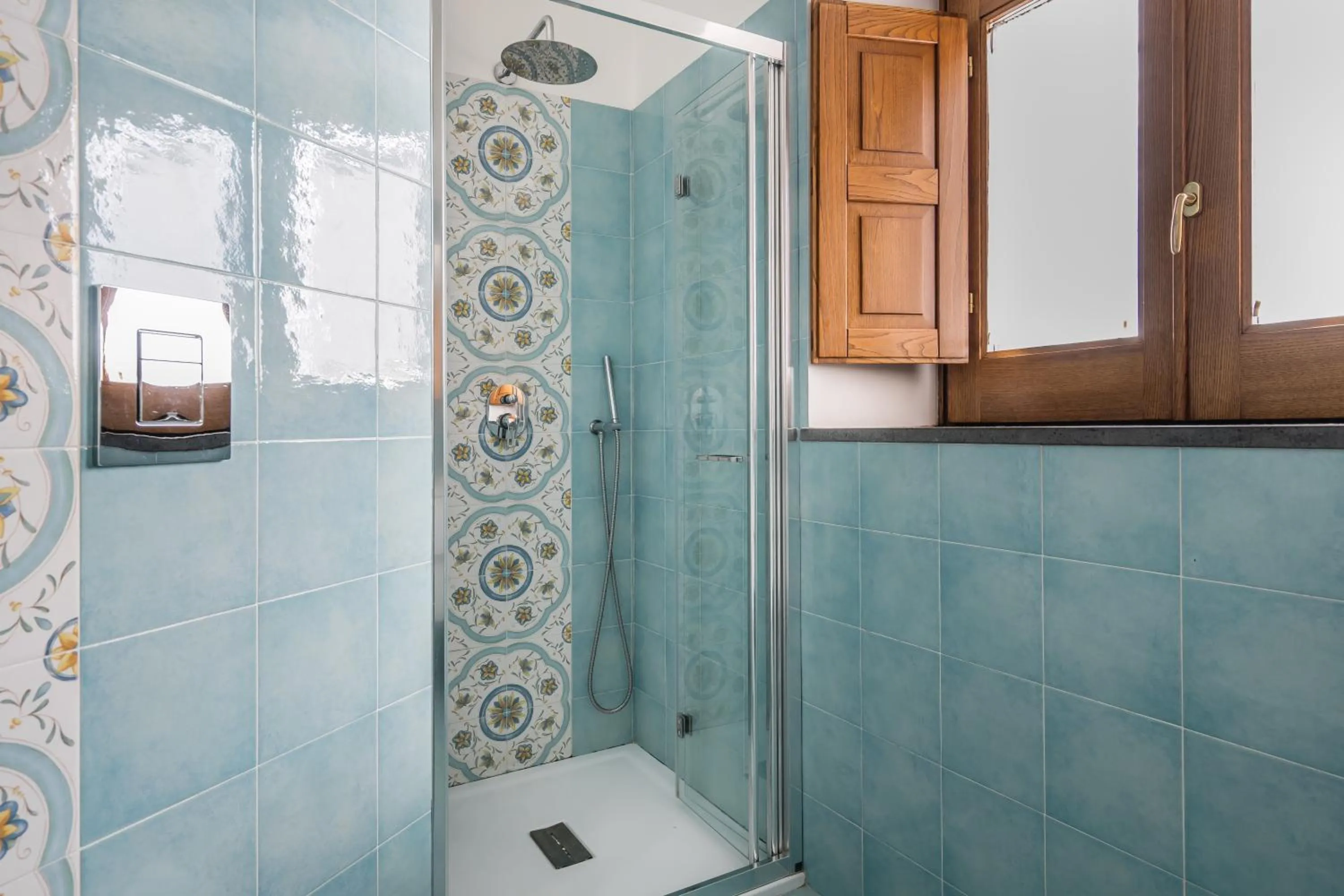 Shower in Villa Prota