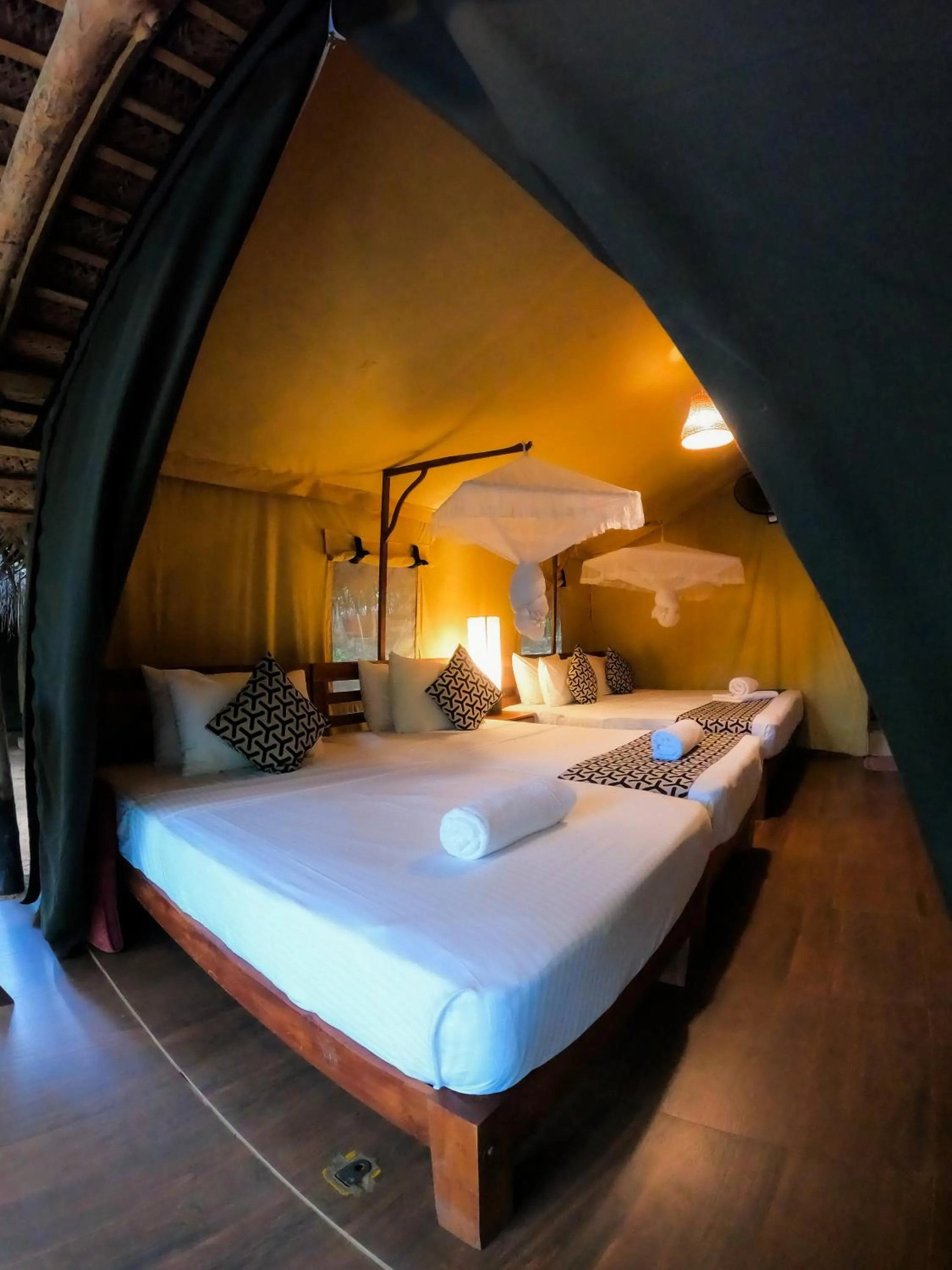 Bed in Athgira River Camping - Udawalawe