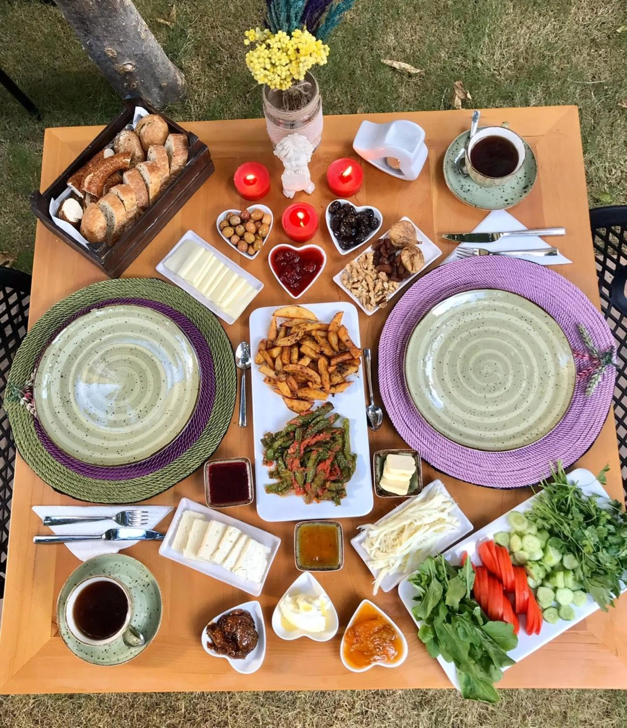 Food and drinks in Cedrus Hotel