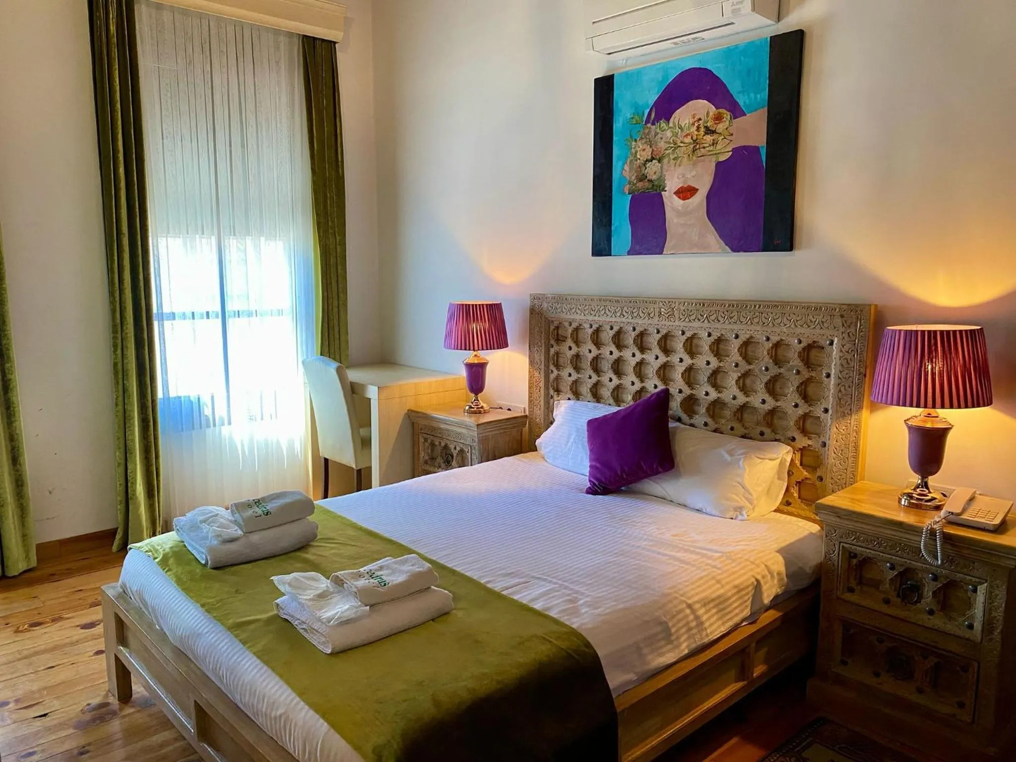 Bedroom, Bed in Cedrus Hotel