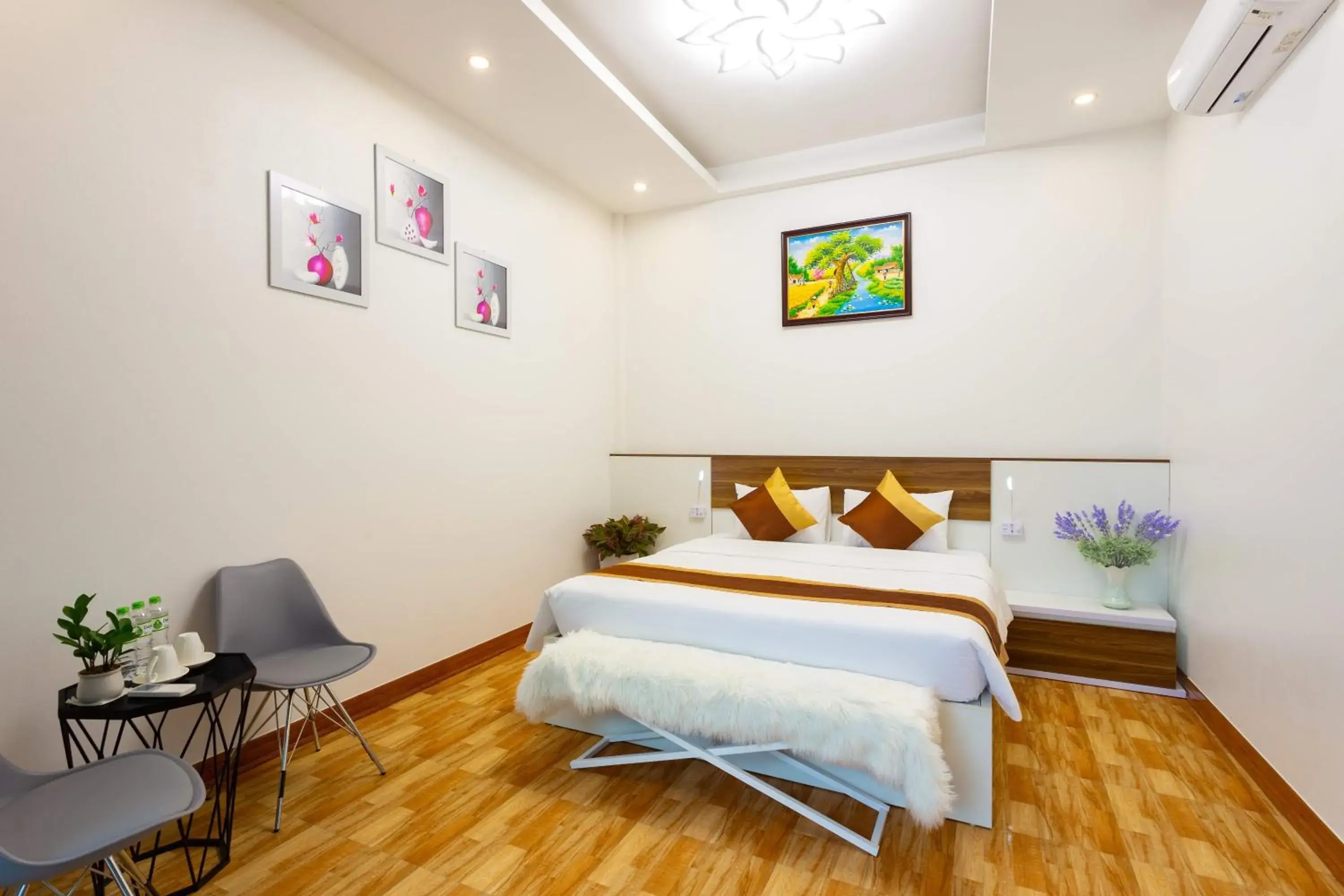 Deluxe Queen Room in TAM COC SUNSHINE HOTEL Deluxe Queen Room in TAM COC SUNSHINE HOTEL