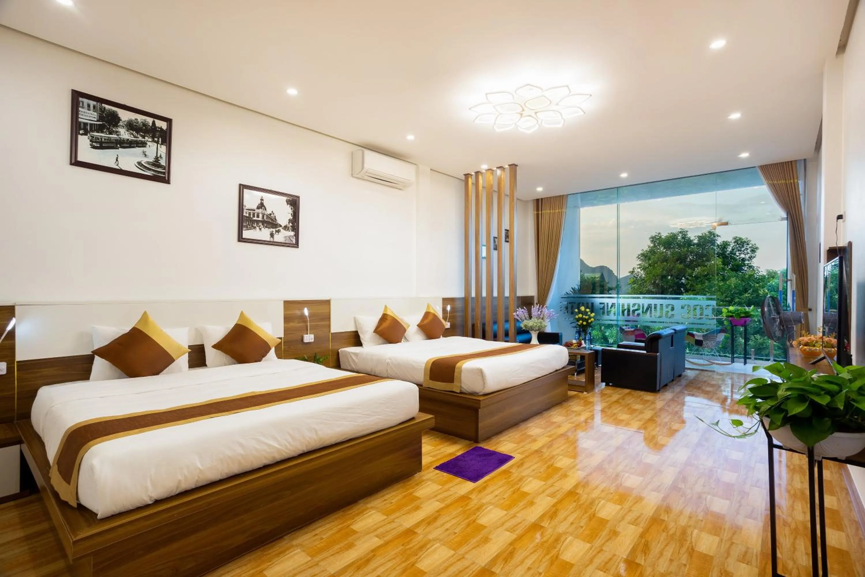 Bed in TAM COC SUNSHINE HOTEL