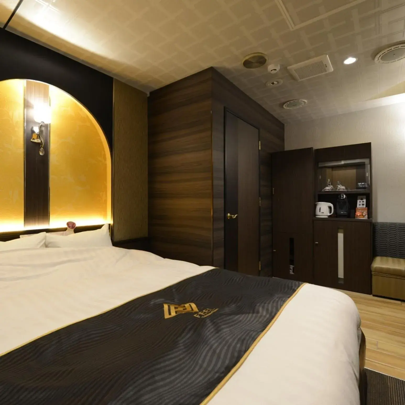 Bed in Hotels & Resort Feel Bed in Hotels & Resort Feel