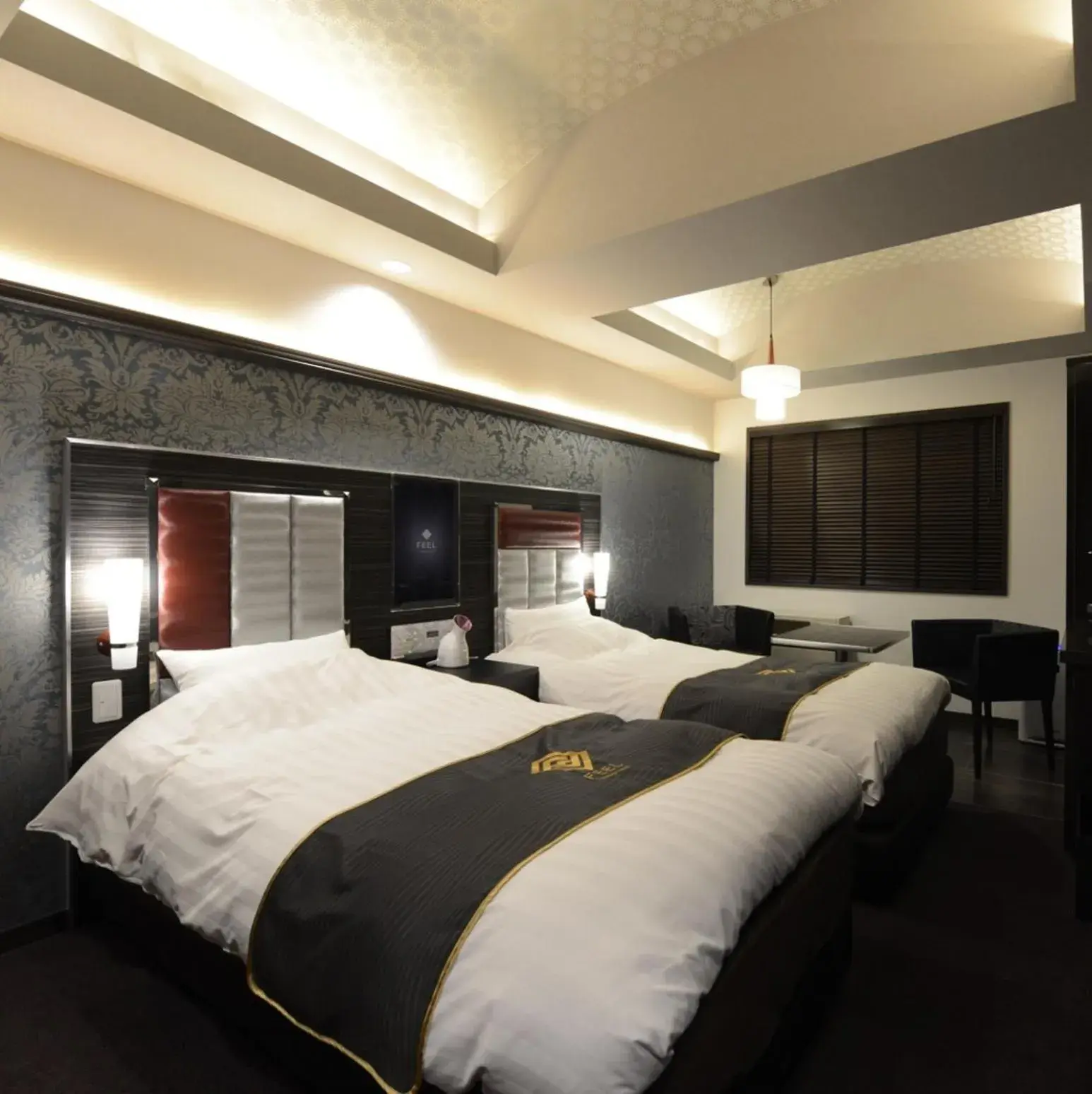 Bed in Hotels & Resort Feel Bed in Hotels & Resort Feel