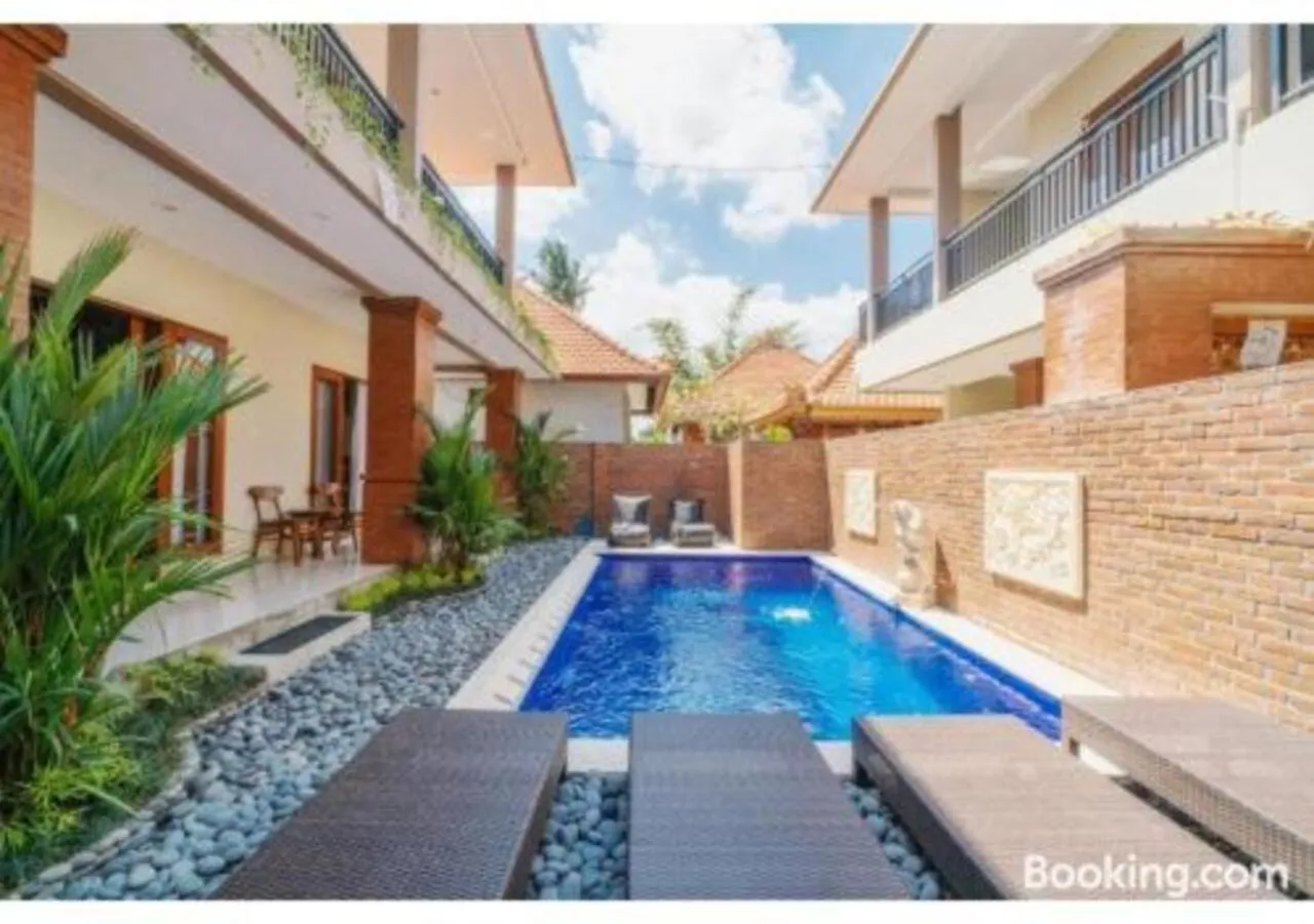 Swimming pool in Komala Homestay